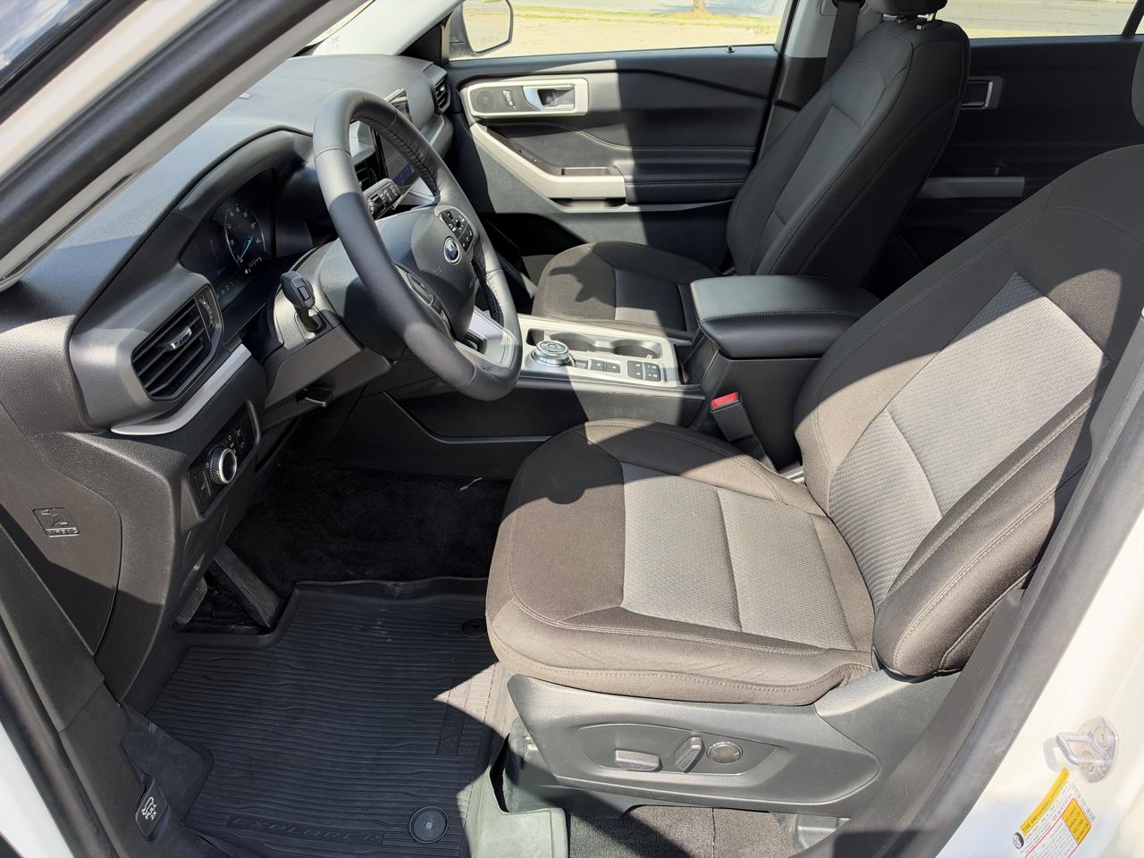 Ford Explorer XLT 2024