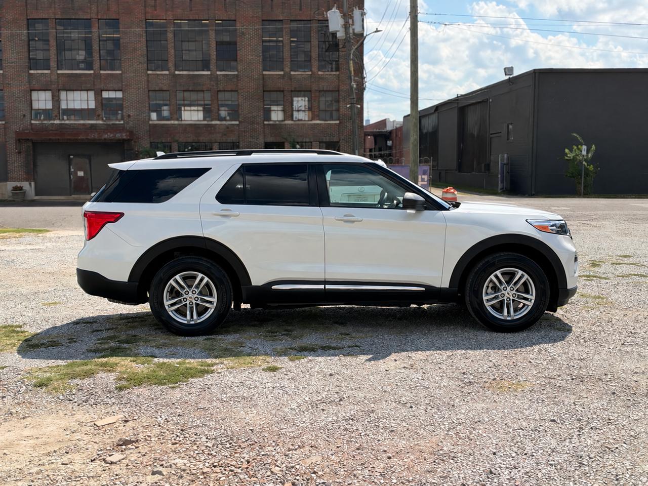Ford Explorer XLT 2024