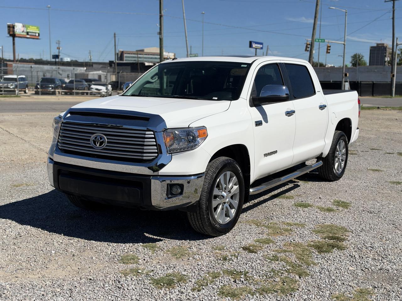 Toyota Tundra Limited 5.7L FFV CrewMax 4WD 2017