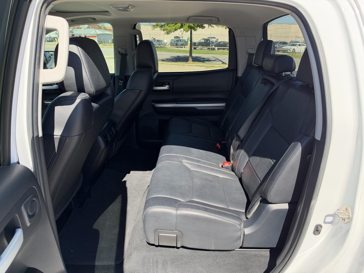 Toyota Tundra Limited 5.7L FFV CrewMax 4WD 2017