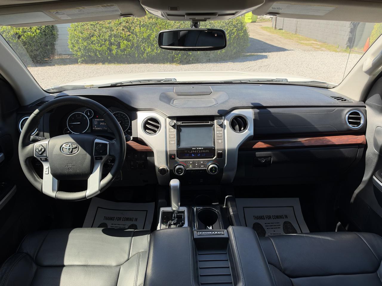 Toyota Tundra Limited 5.7L FFV CrewMax 4WD 2017