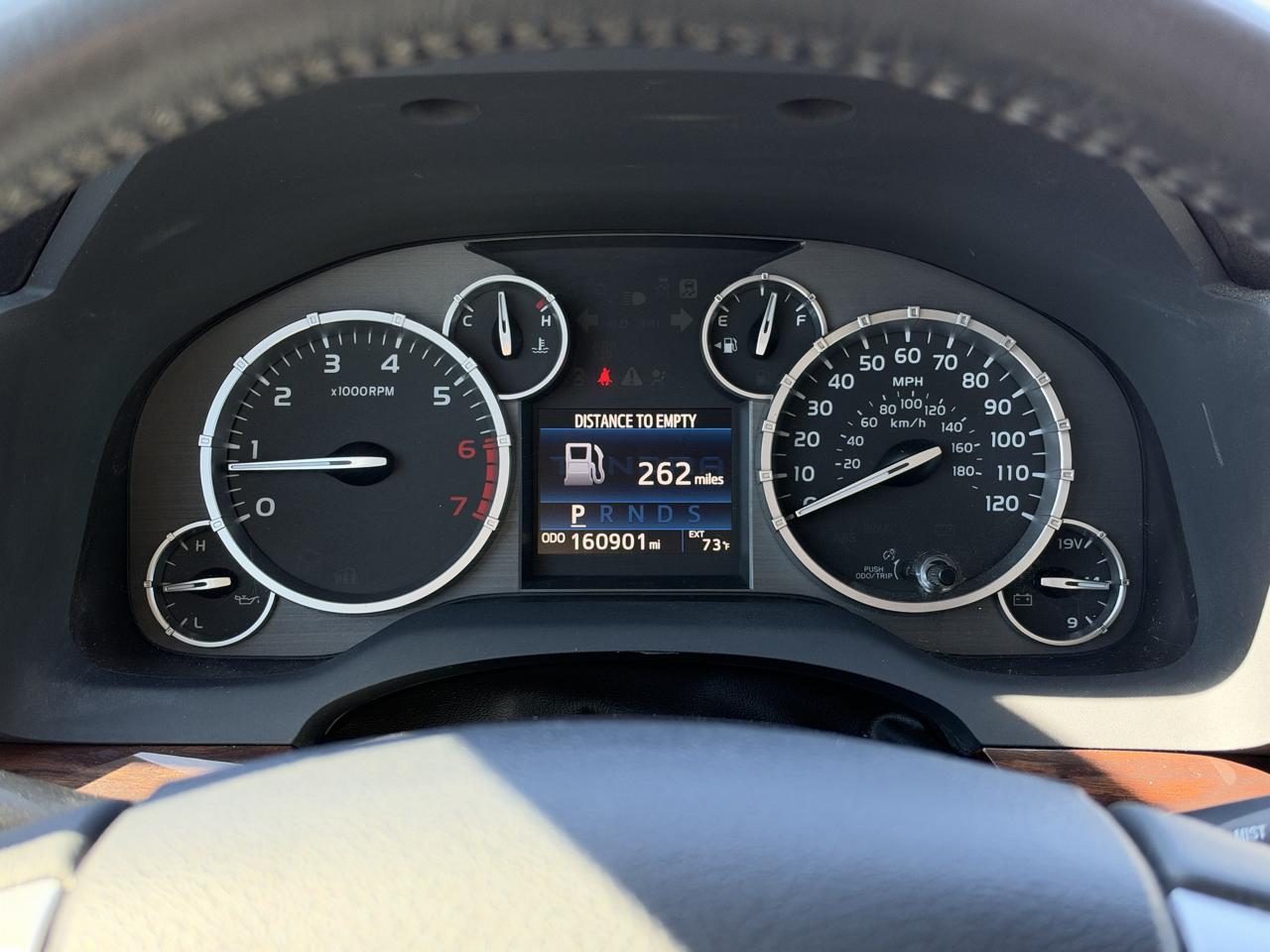 Toyota Tundra Limited 5.7L FFV CrewMax 4WD 2017
