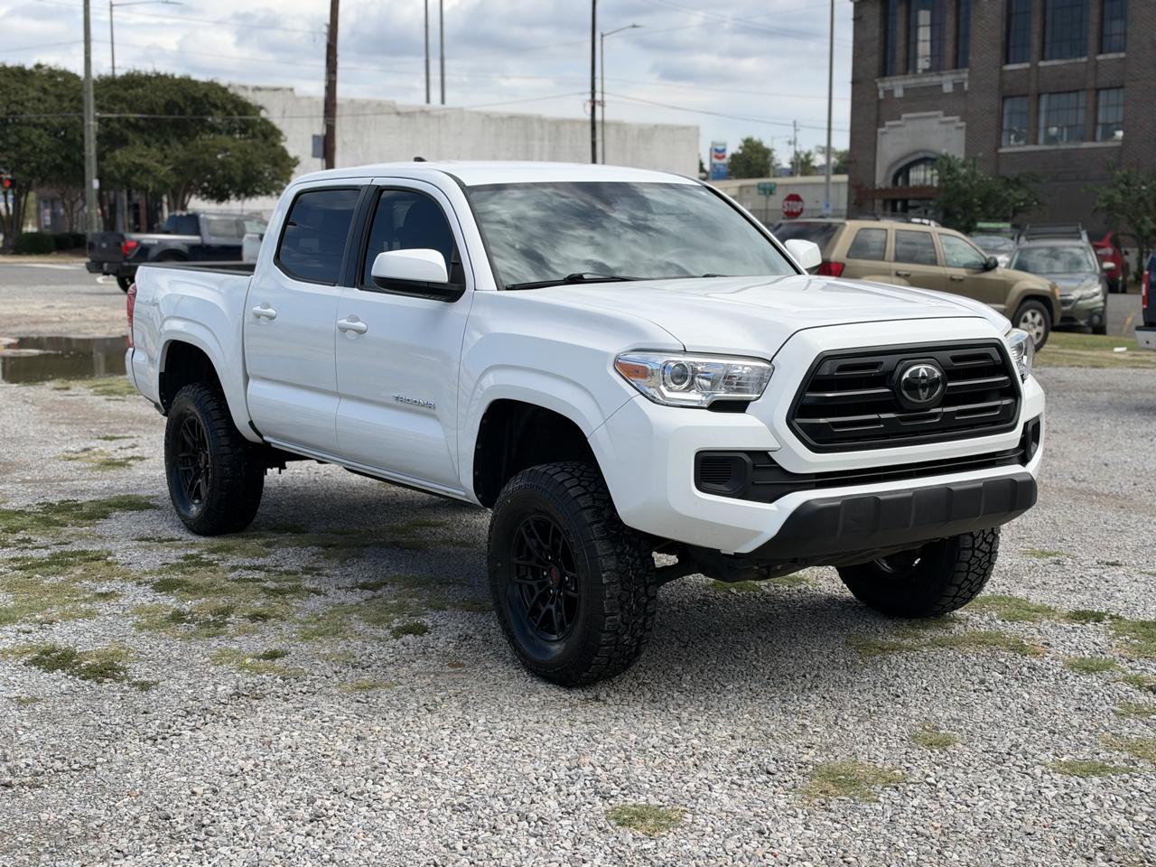 Toyota Tacoma SR 2018