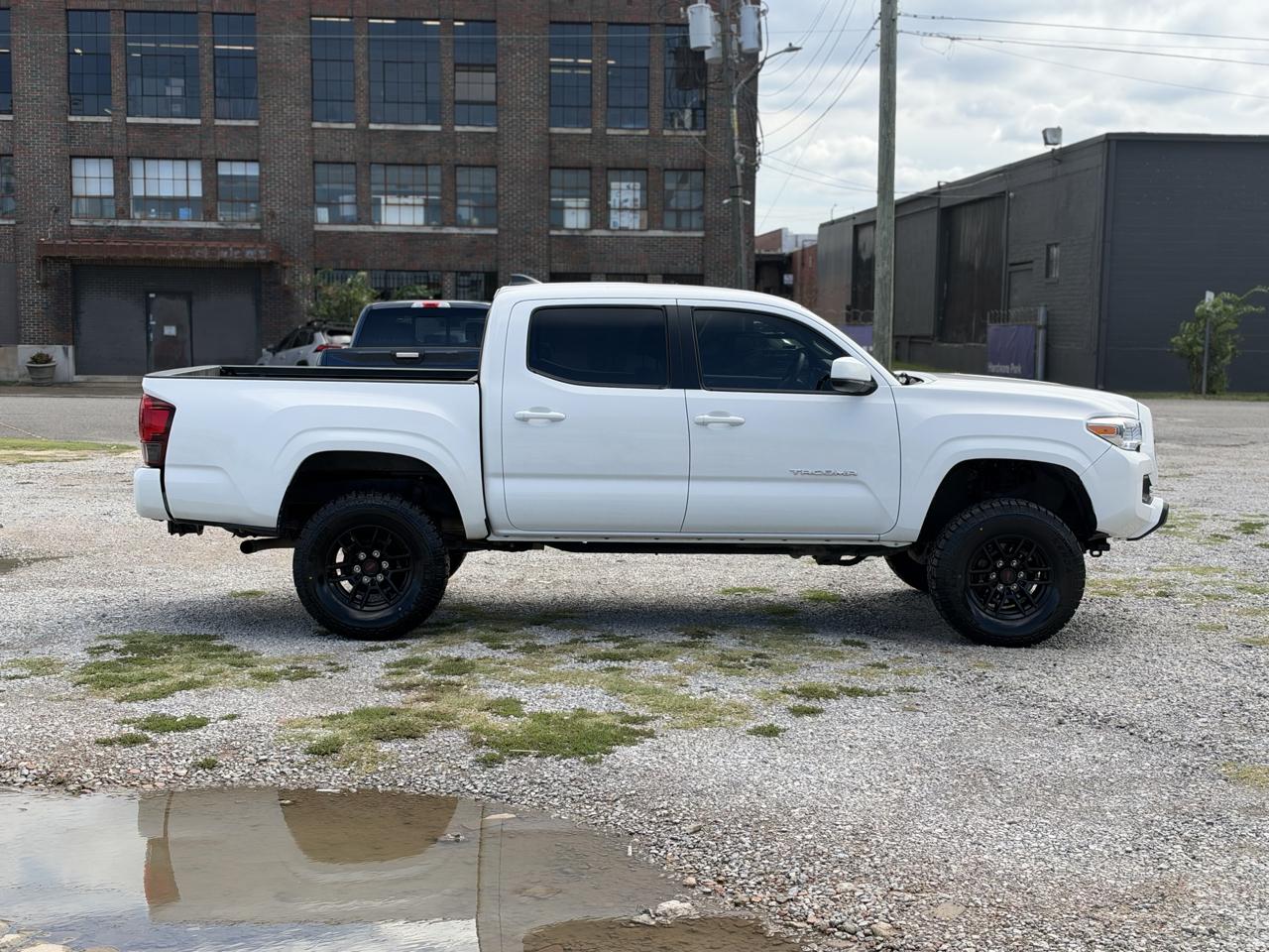 Toyota Tacoma SR 2018