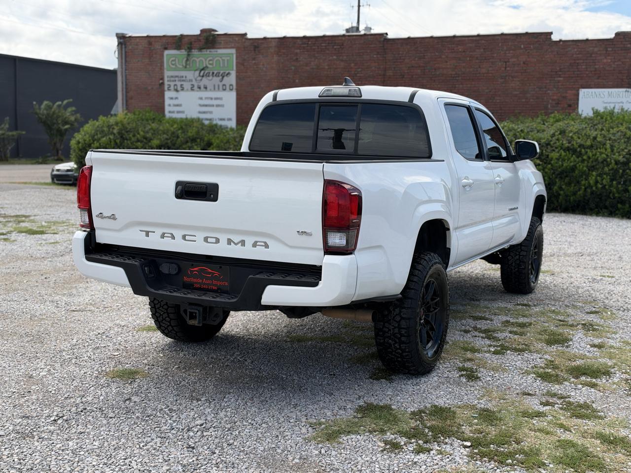 Toyota Tacoma SR 2018