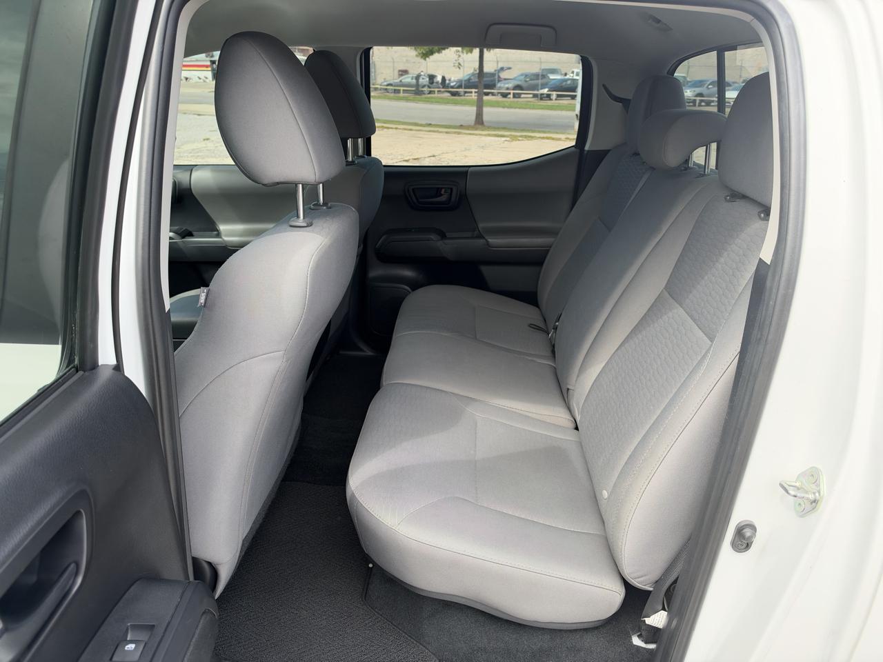 Toyota Tacoma SR 2018