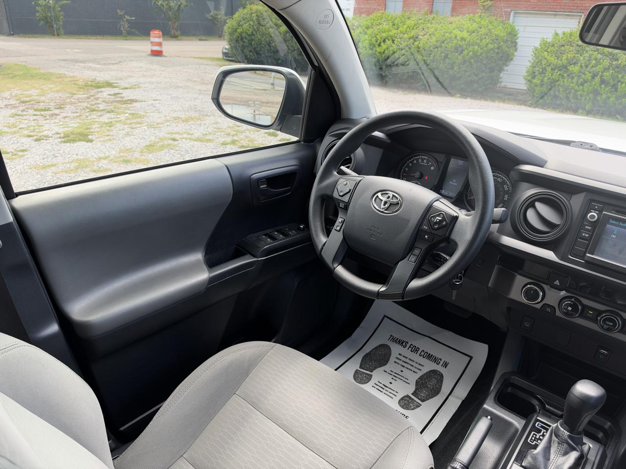 Toyota Tacoma SR 2018
