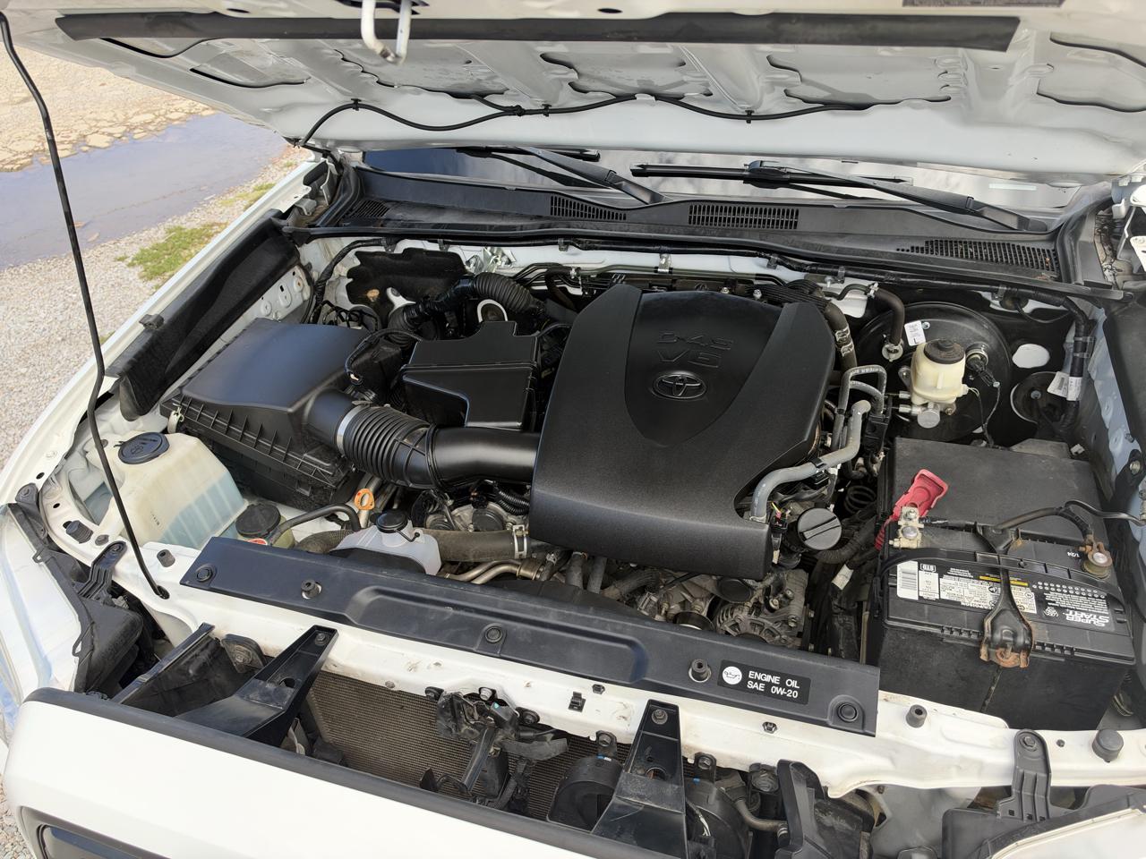 Toyota Tacoma SR 2018