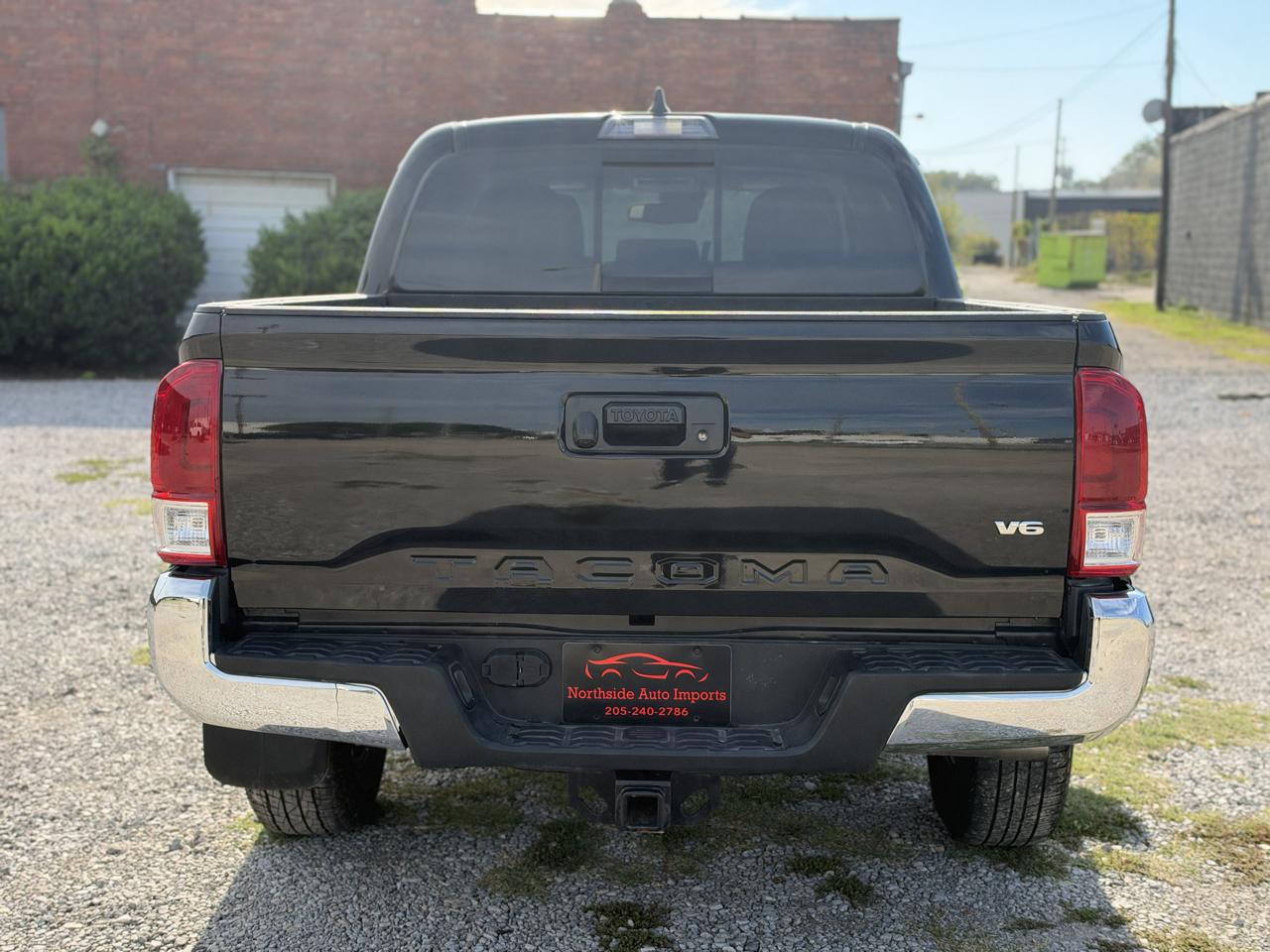 Toyota Tacoma SR5 V6 2022