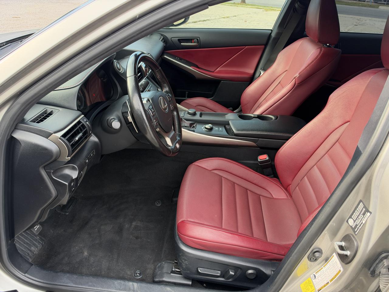 Lexus IS F SPORT 300 RWD 2020
