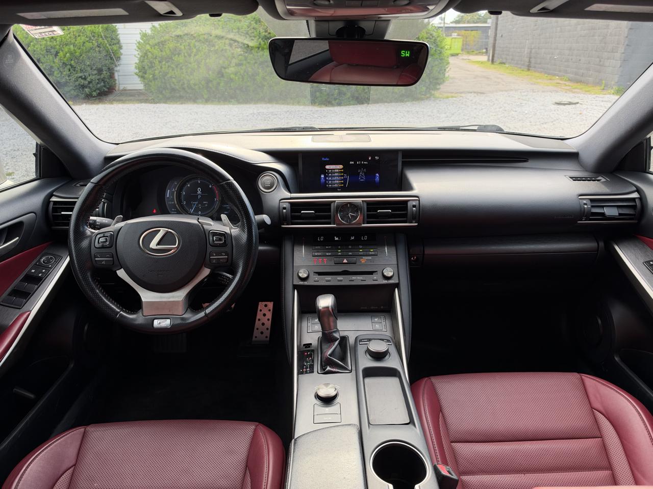 Lexus IS F SPORT 300 RWD 2020