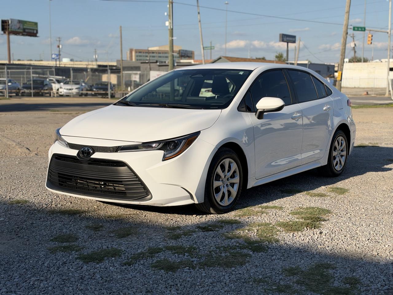 Toyota Corolla LE 2026