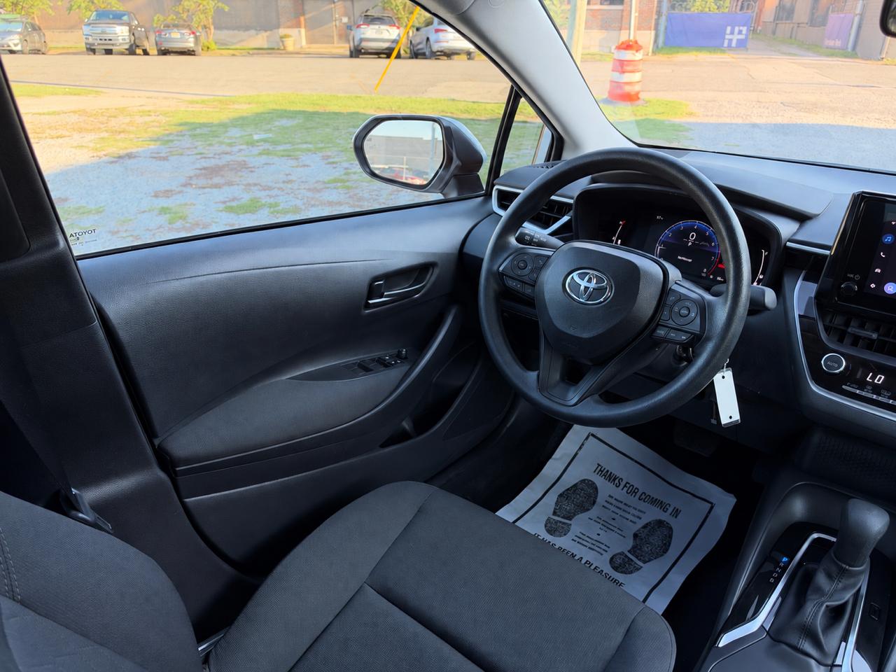 Toyota Corolla LE 2026