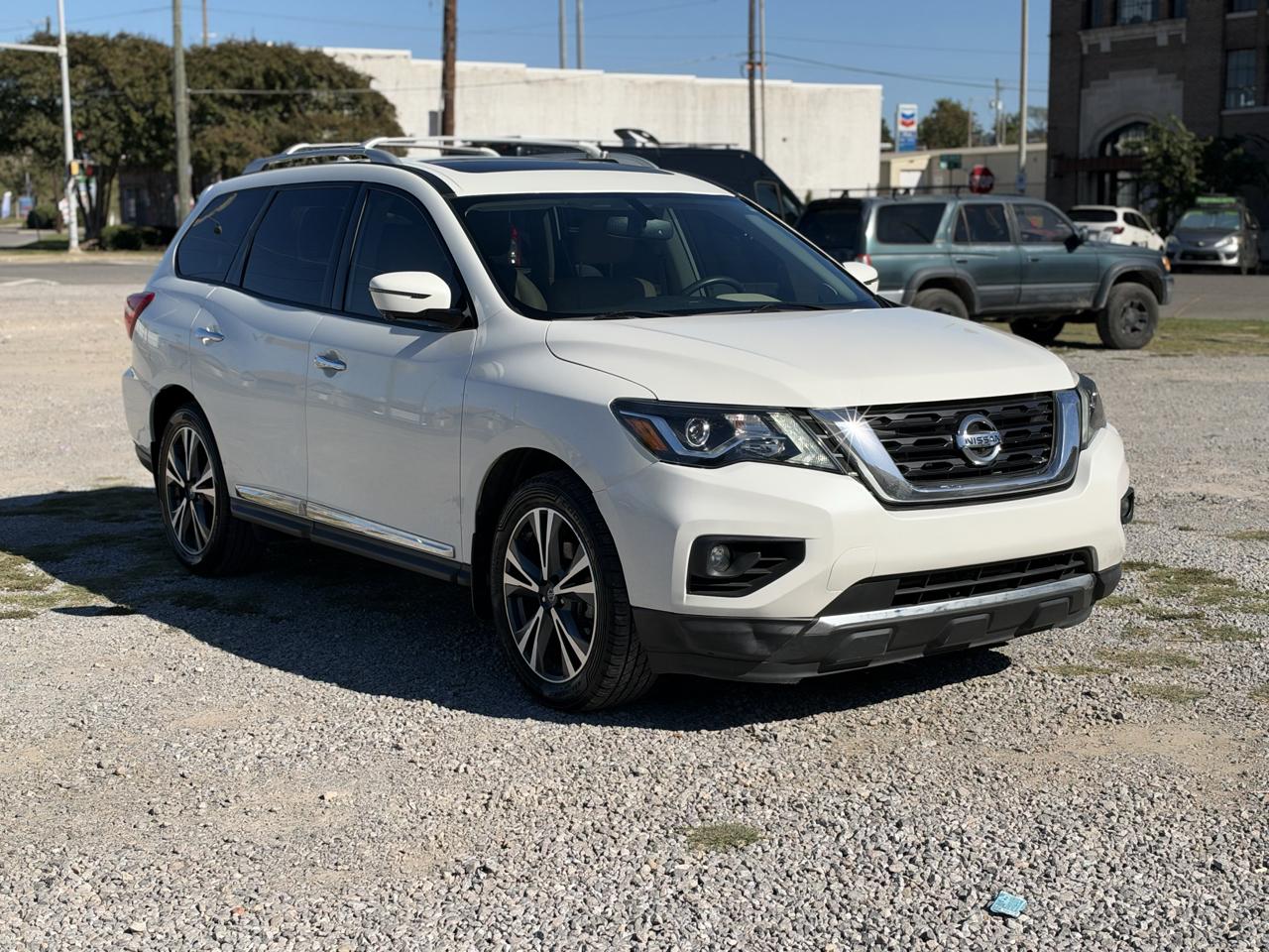 Nissan Pathfinder Platinum 2020