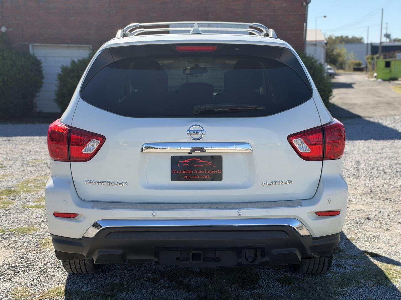 Nissan Pathfinder Platinum 2020