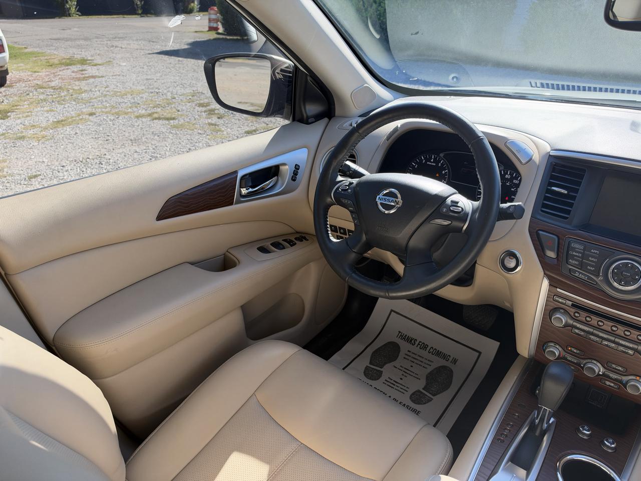 Nissan Pathfinder Platinum 2020