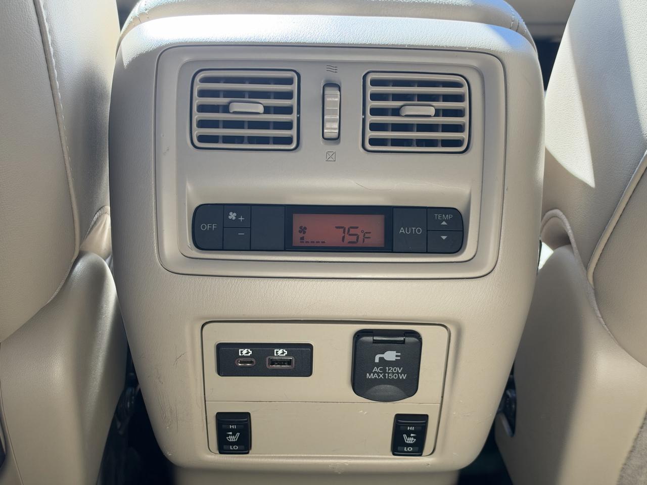 Nissan Pathfinder Platinum 2020