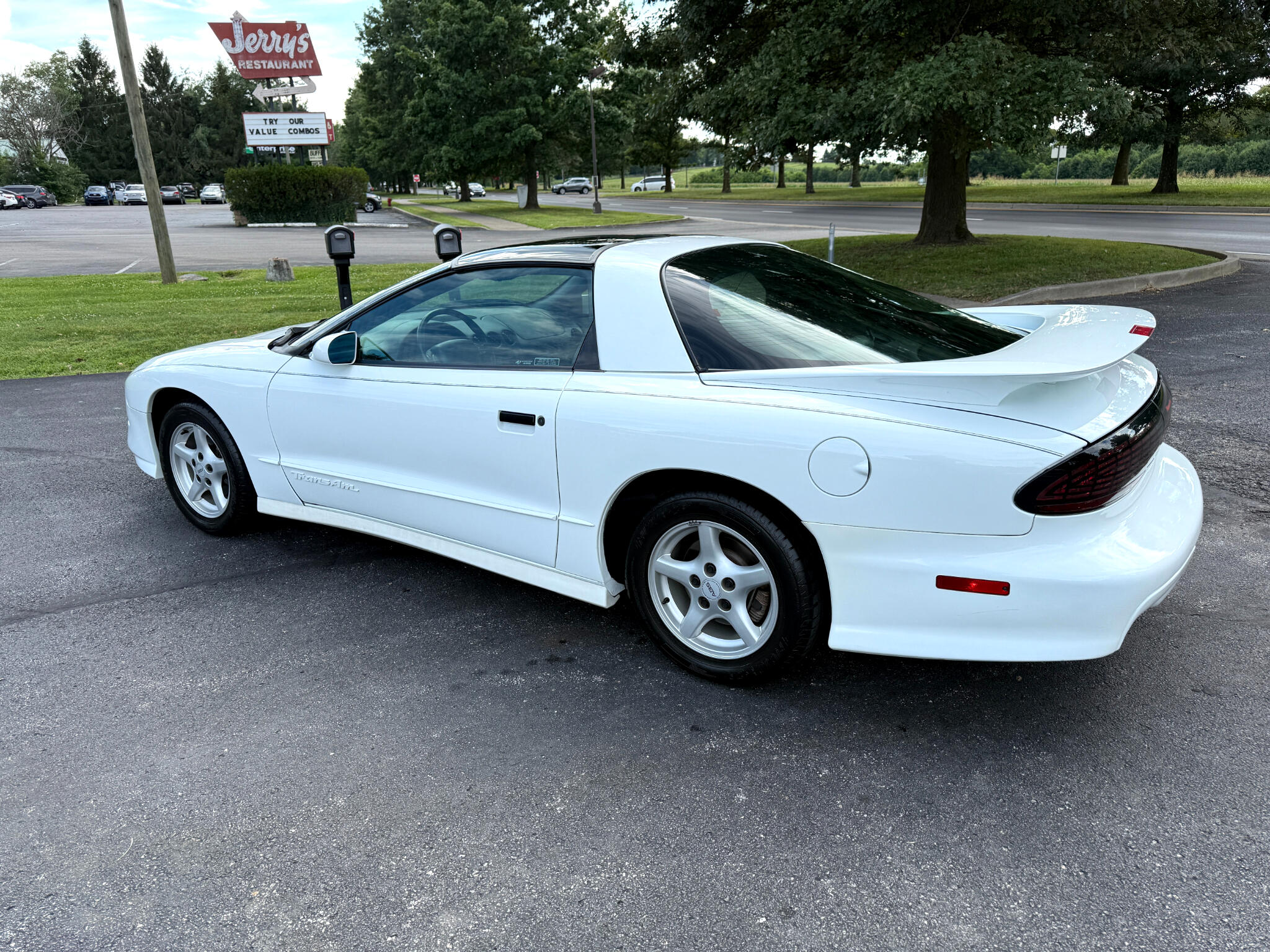 1995 Pontiac Firebird TRANS AM photo 11