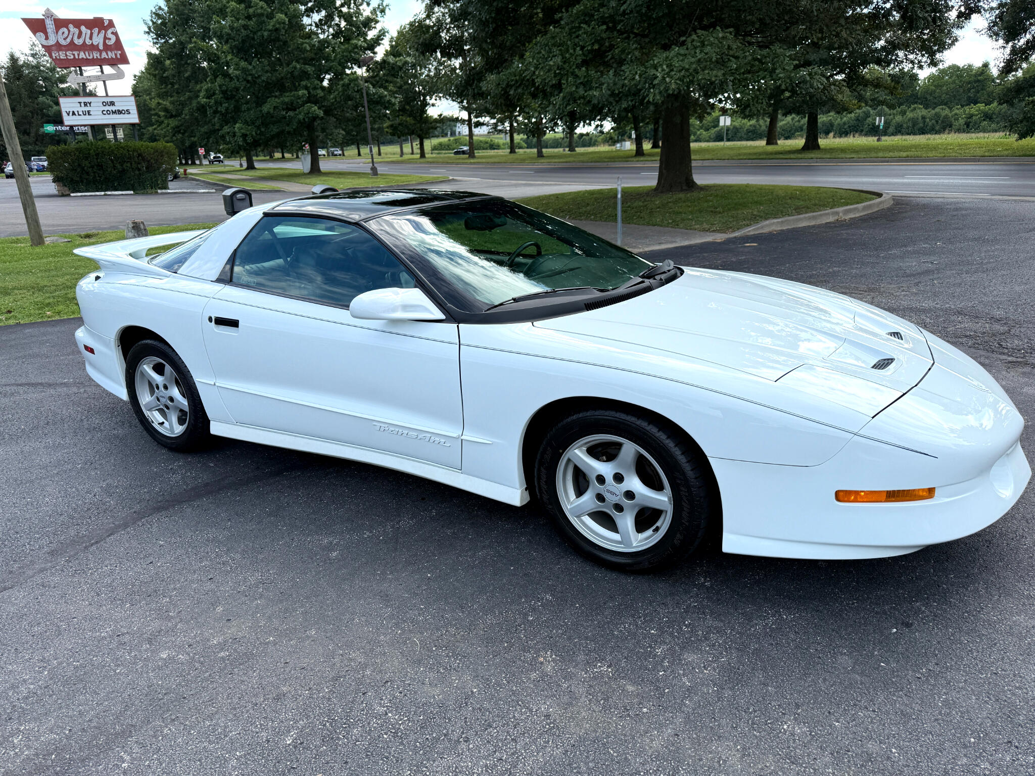 1995 Pontiac Firebird TRANS AM photo 19
