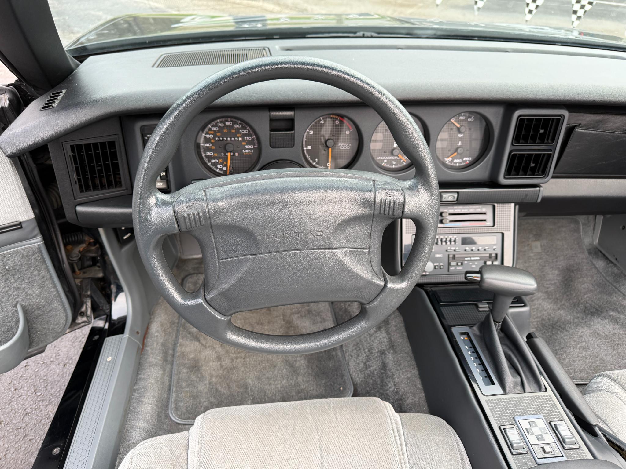 Pontiac Firebird  1991