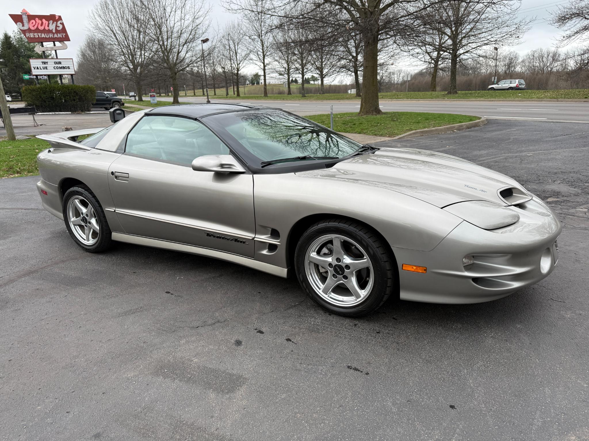 Pontiac Firebird  1999