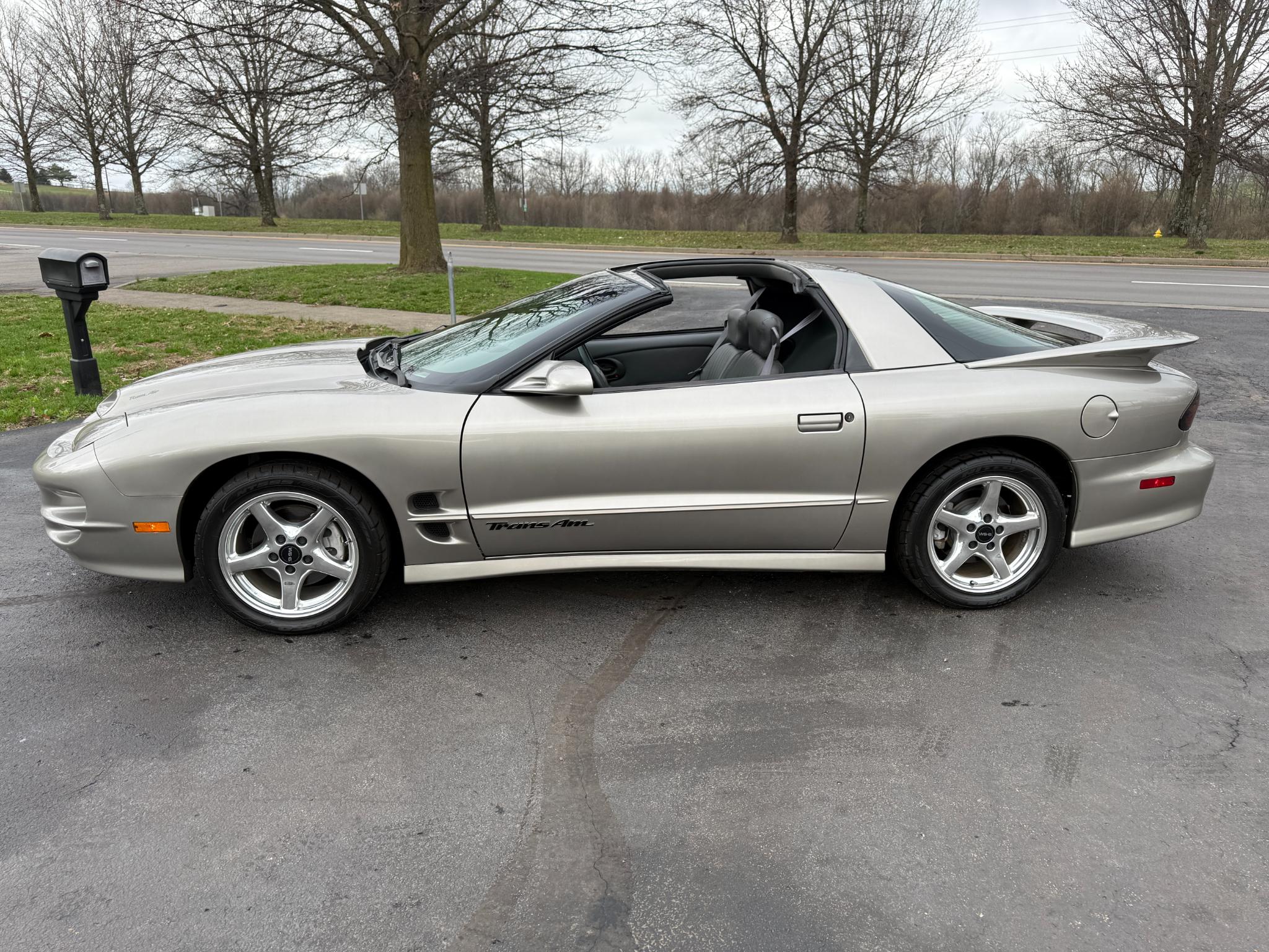Pontiac Firebird  1999