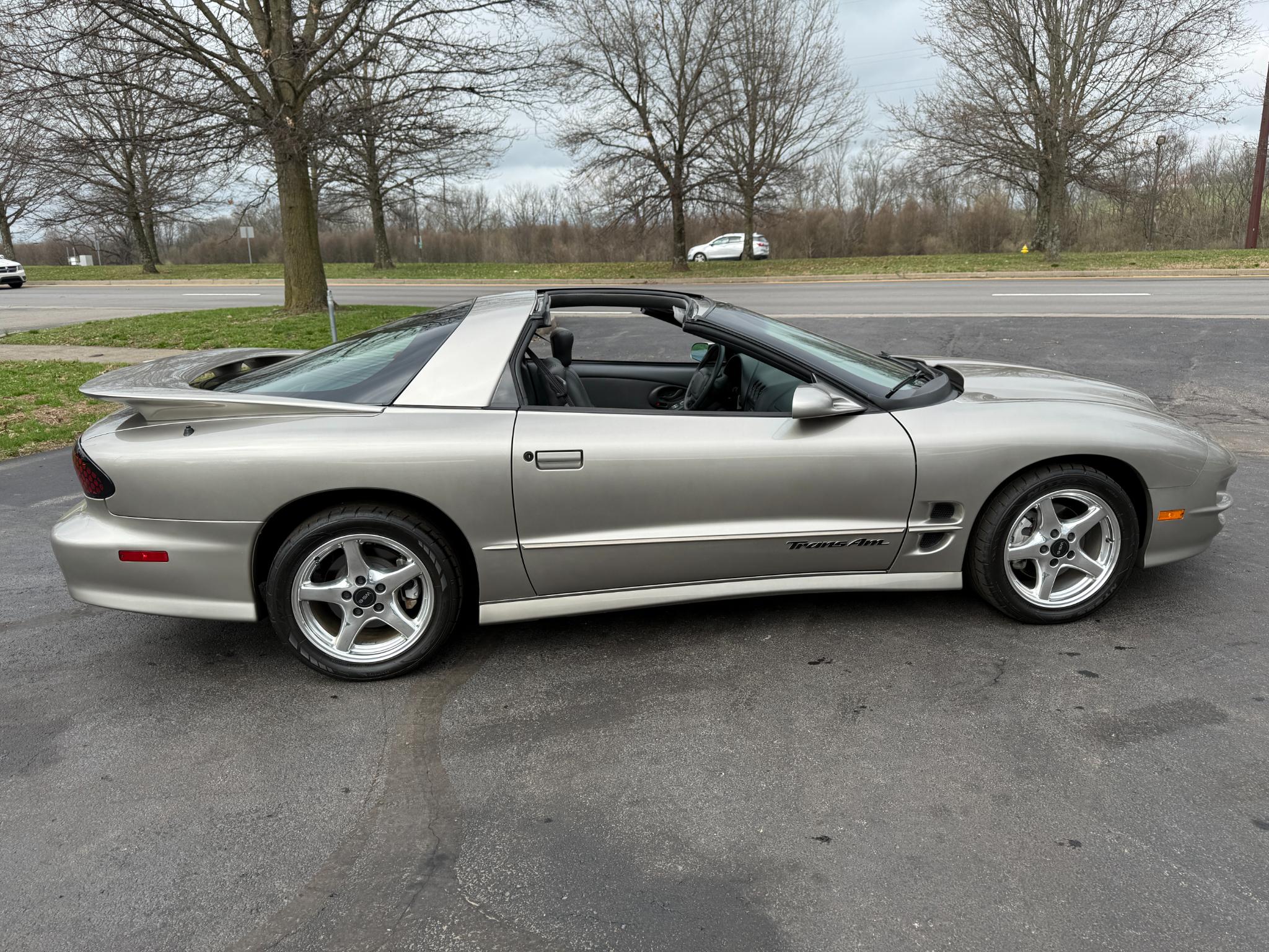 Pontiac Firebird  1999