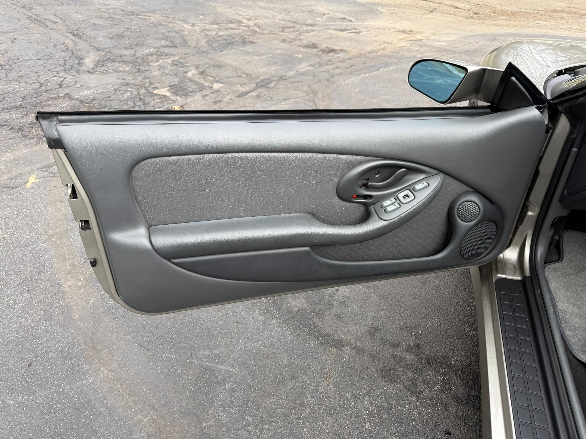 Pontiac Firebird  1999