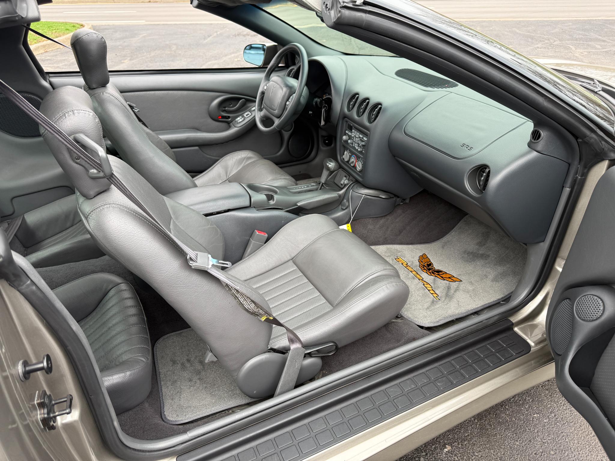 Pontiac Firebird  1999