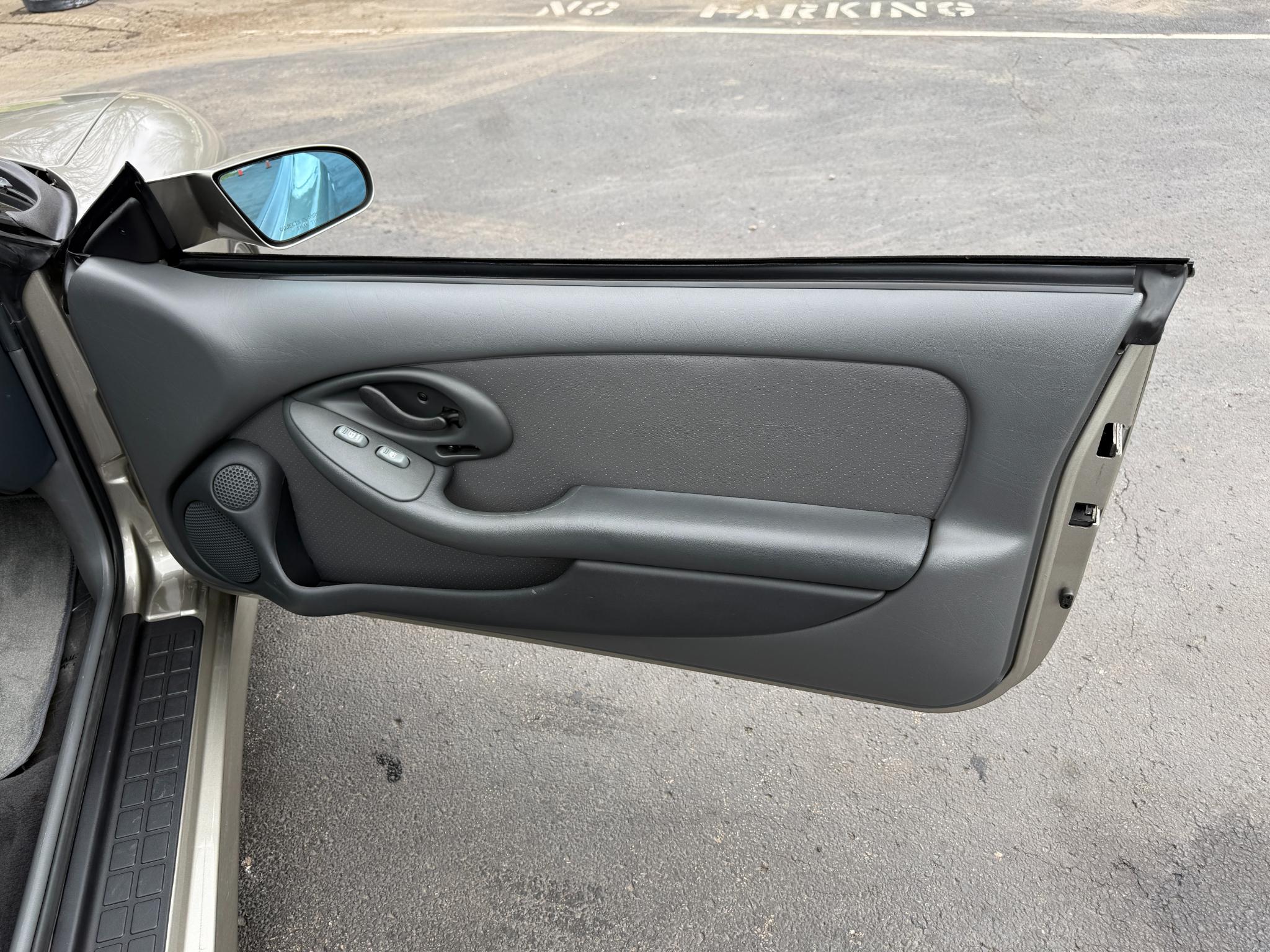 Pontiac Firebird  1999