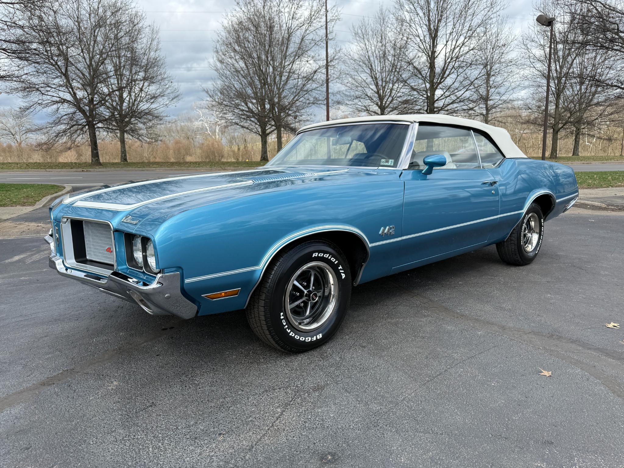 Oldsmobile Cutlass  1972
