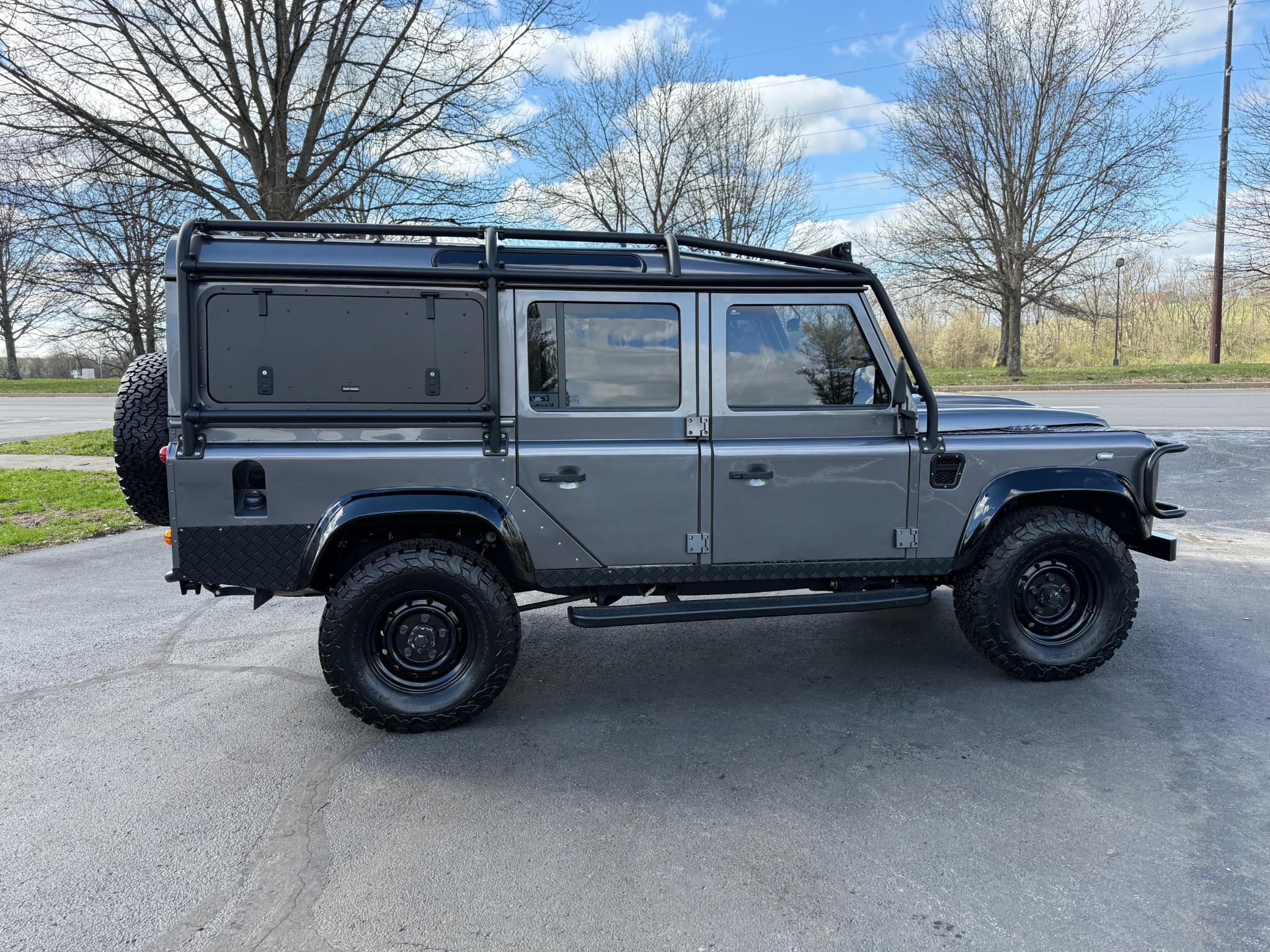Land Rover Defender 110  1989