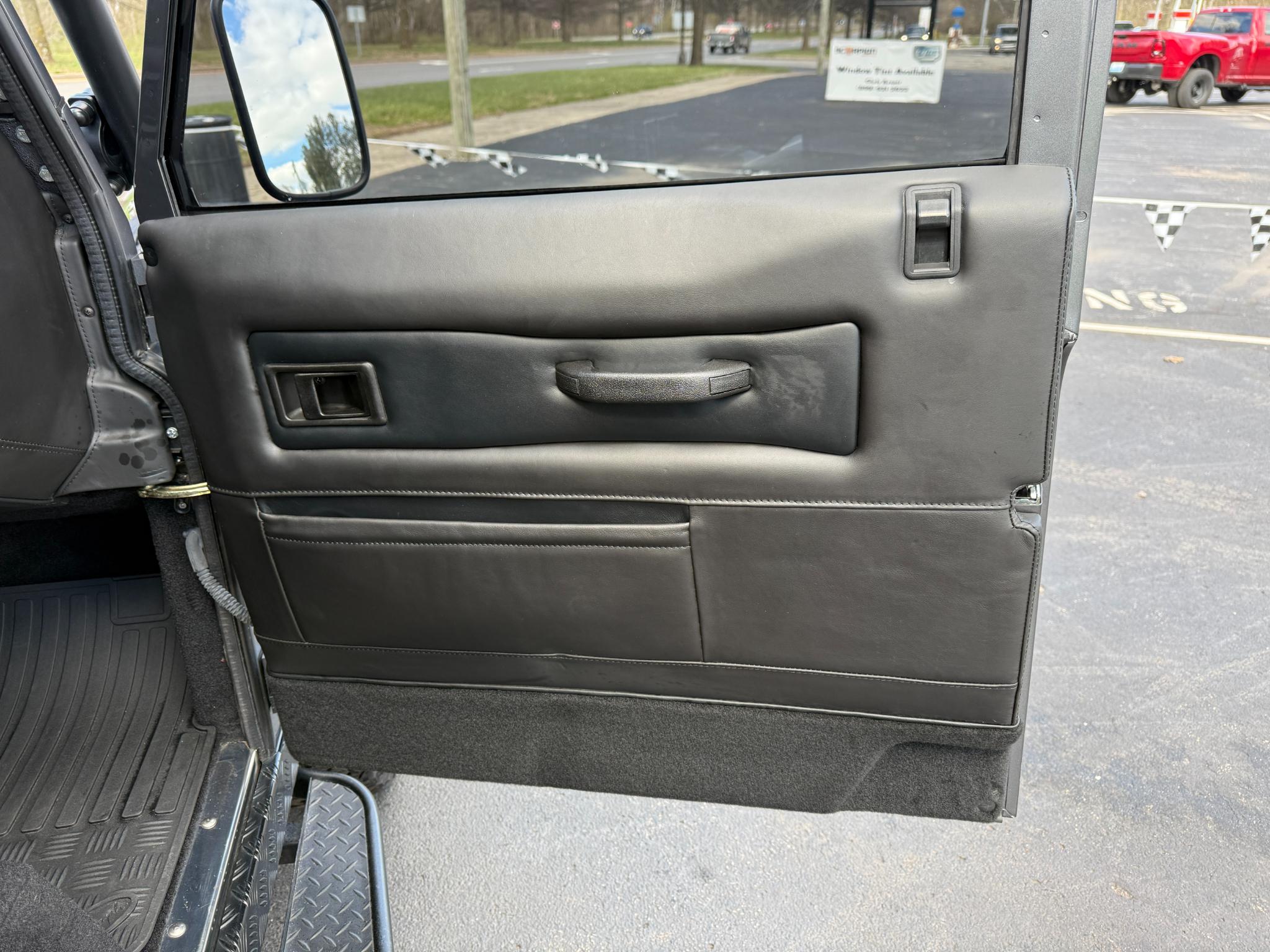 Land Rover Defender 110  1989