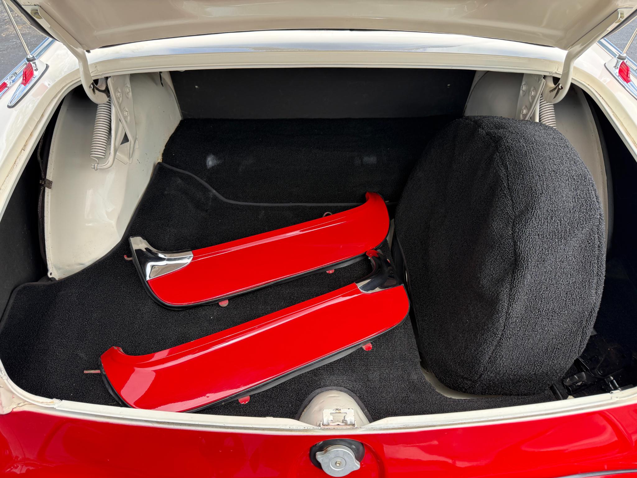 Ford Crown Victoria  1955