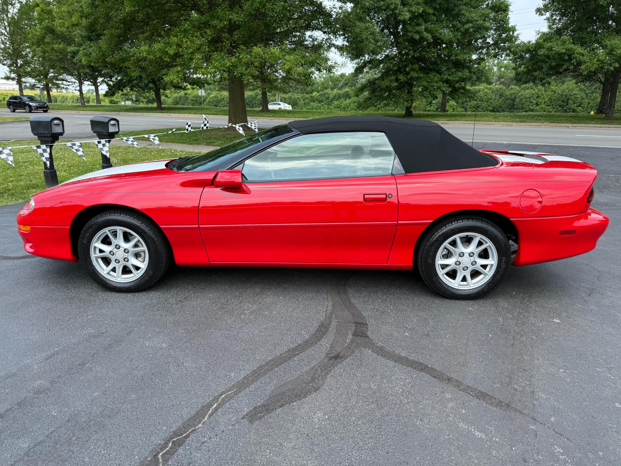 Chevrolet Camaro Convertible 2000
