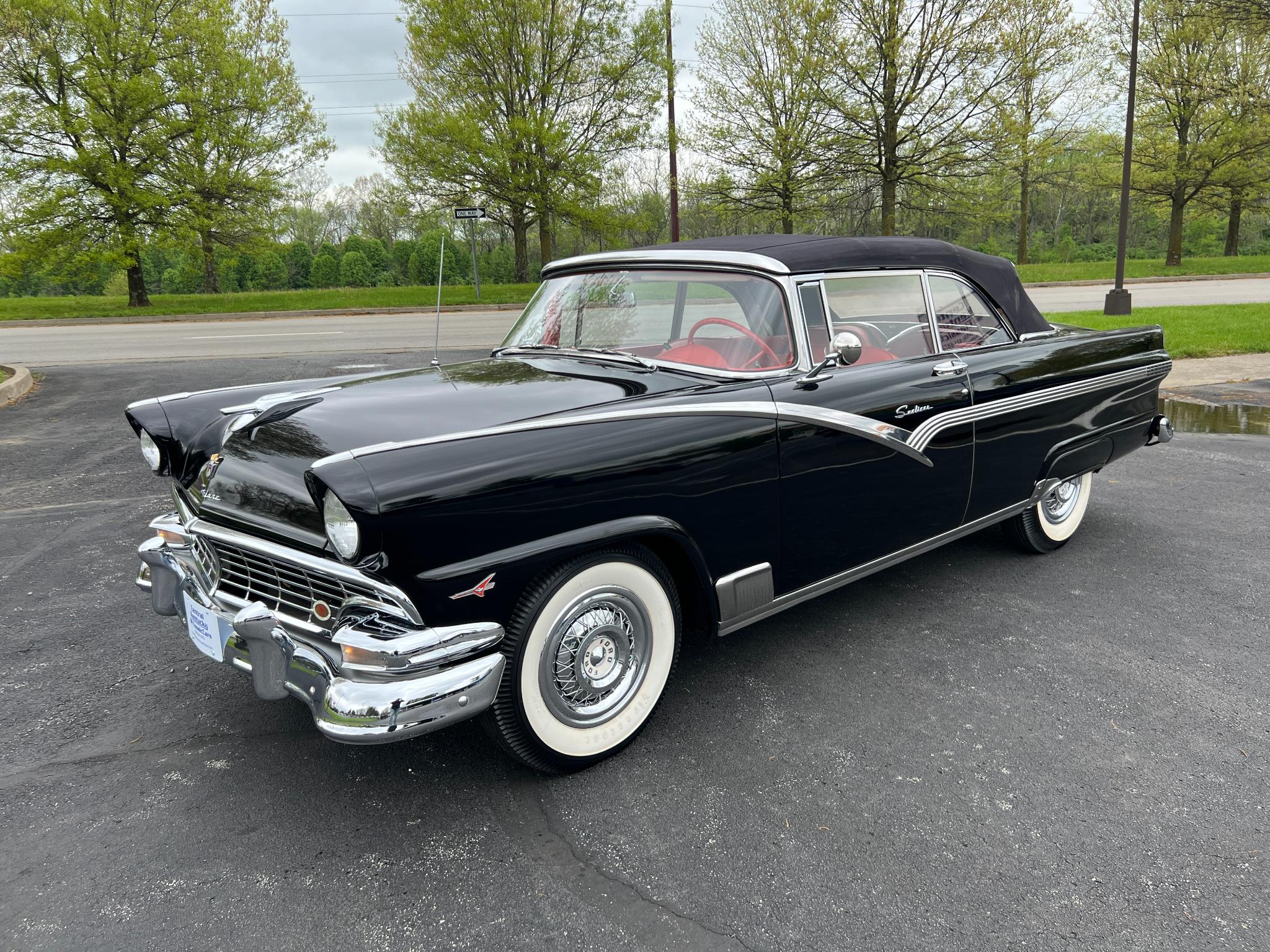 Ford Fairlane Sunliner Convertible  1956