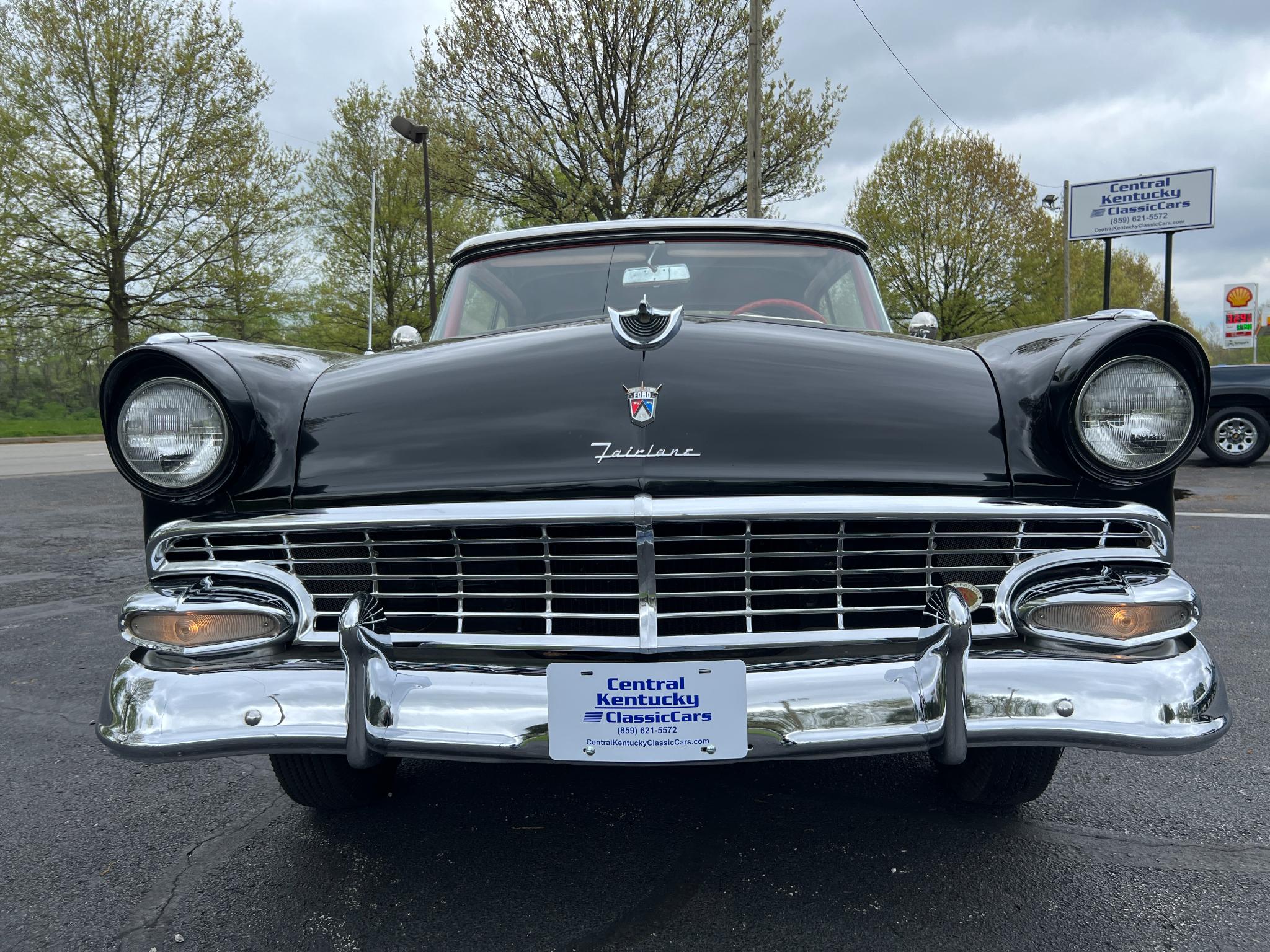 Ford Fairlane Sunliner Convertible  1956