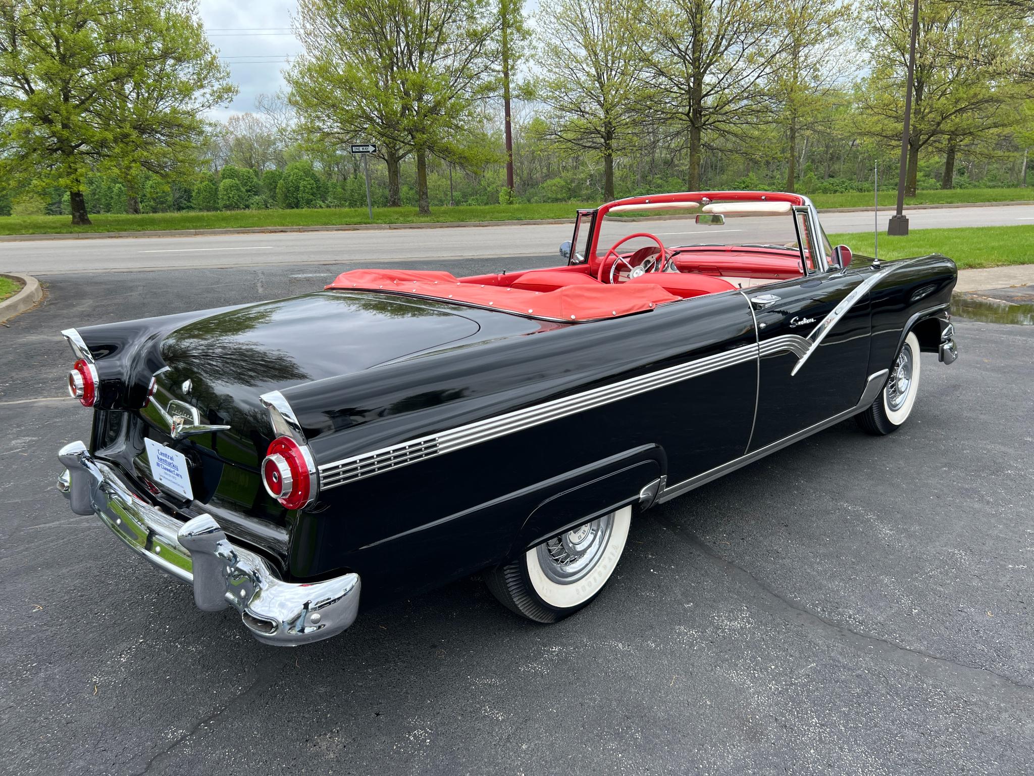 Ford Fairlane Sunliner Convertible  1956