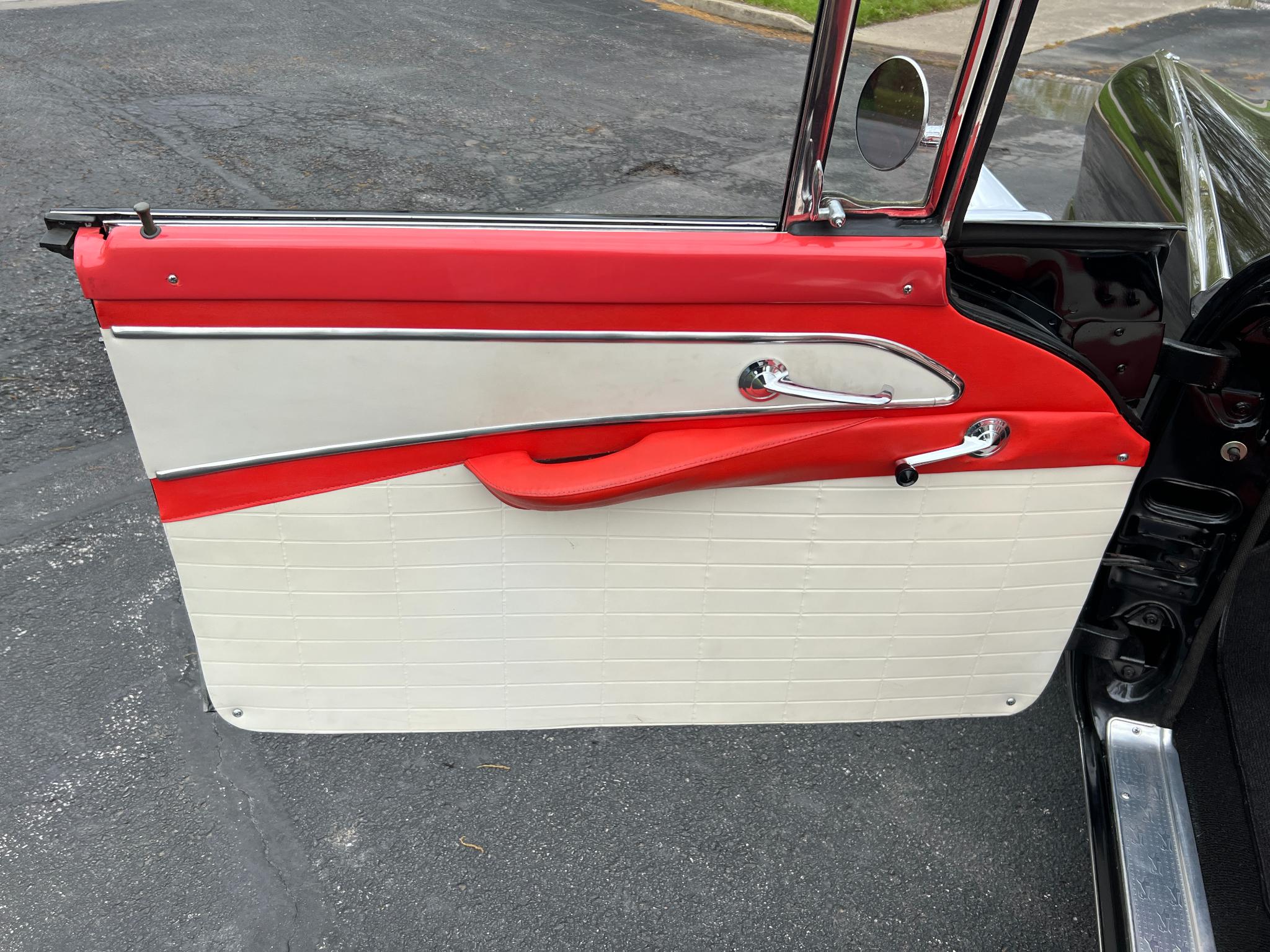 Ford Fairlane Sunliner Convertible  1956