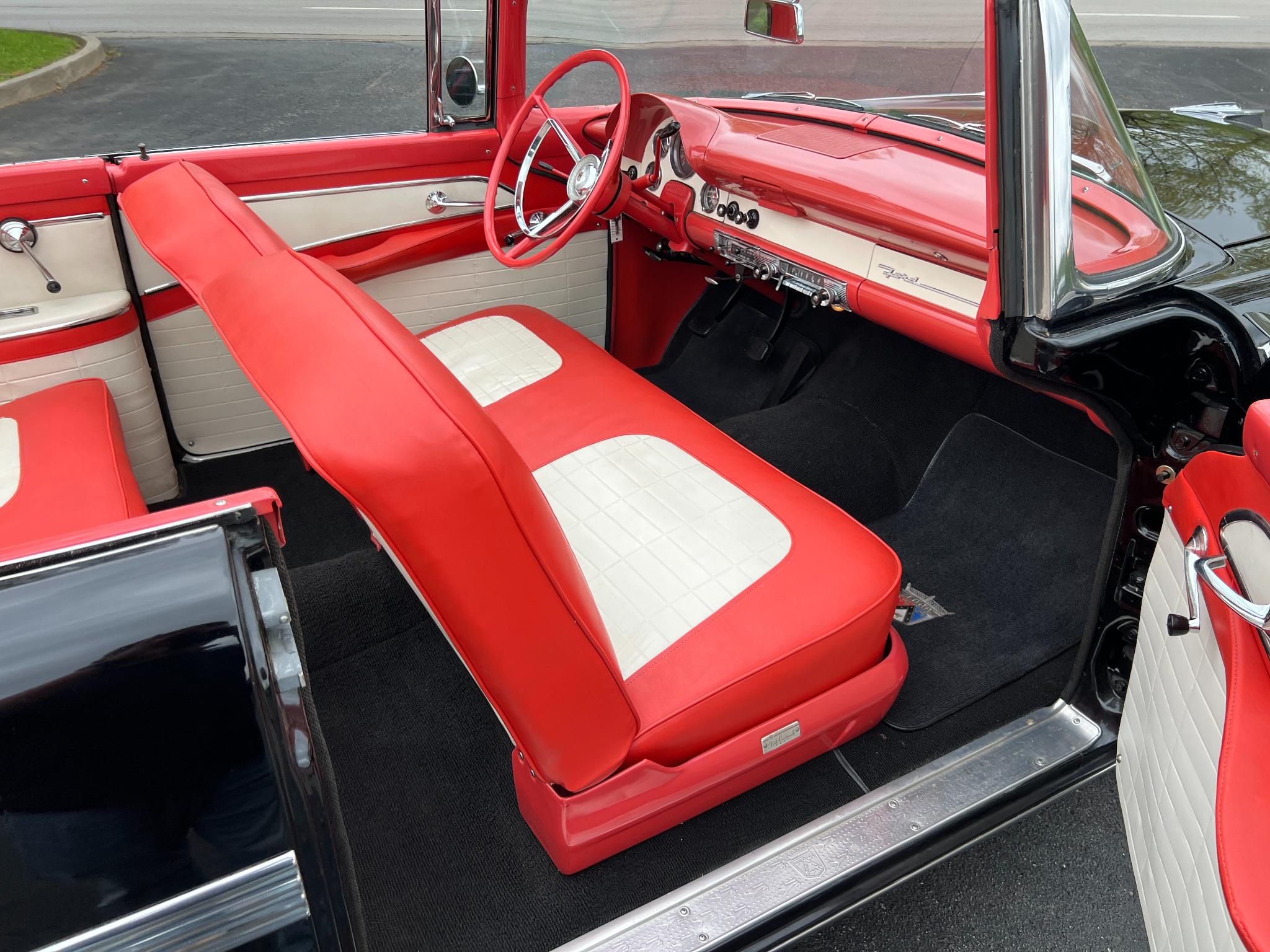 Ford Fairlane Sunliner Convertible  1956