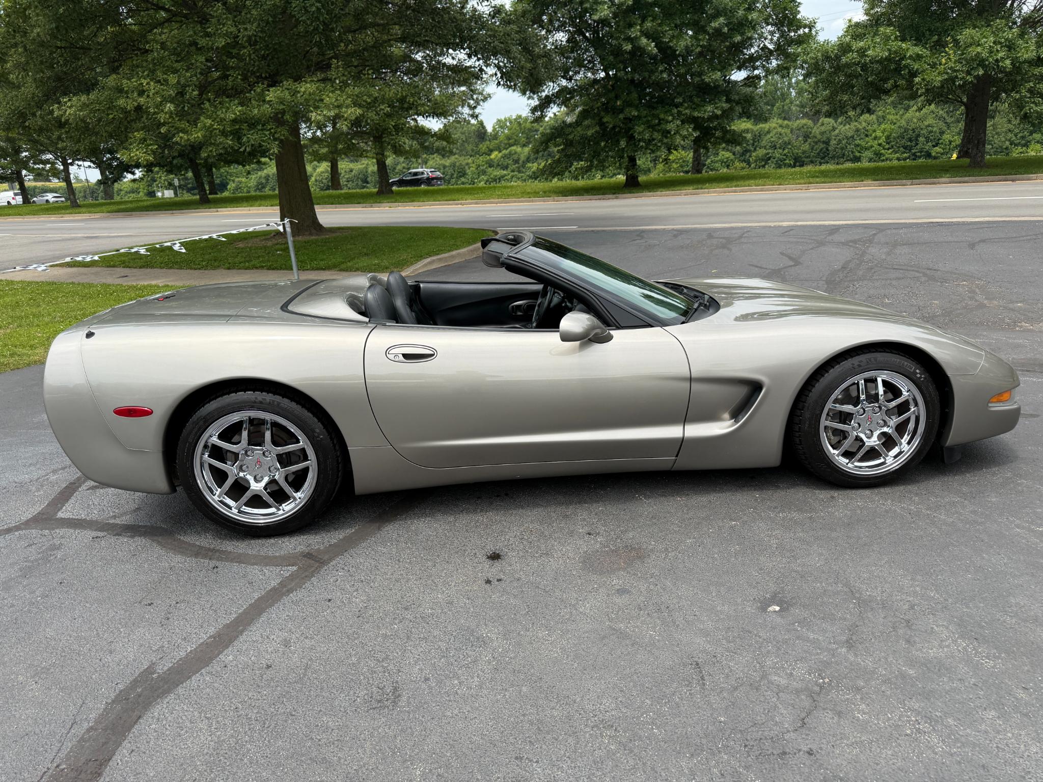 Chevrolet Corvette  1999