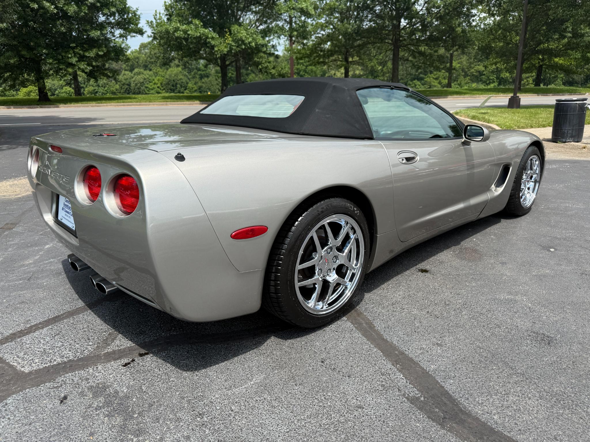 Chevrolet Corvette  1999
