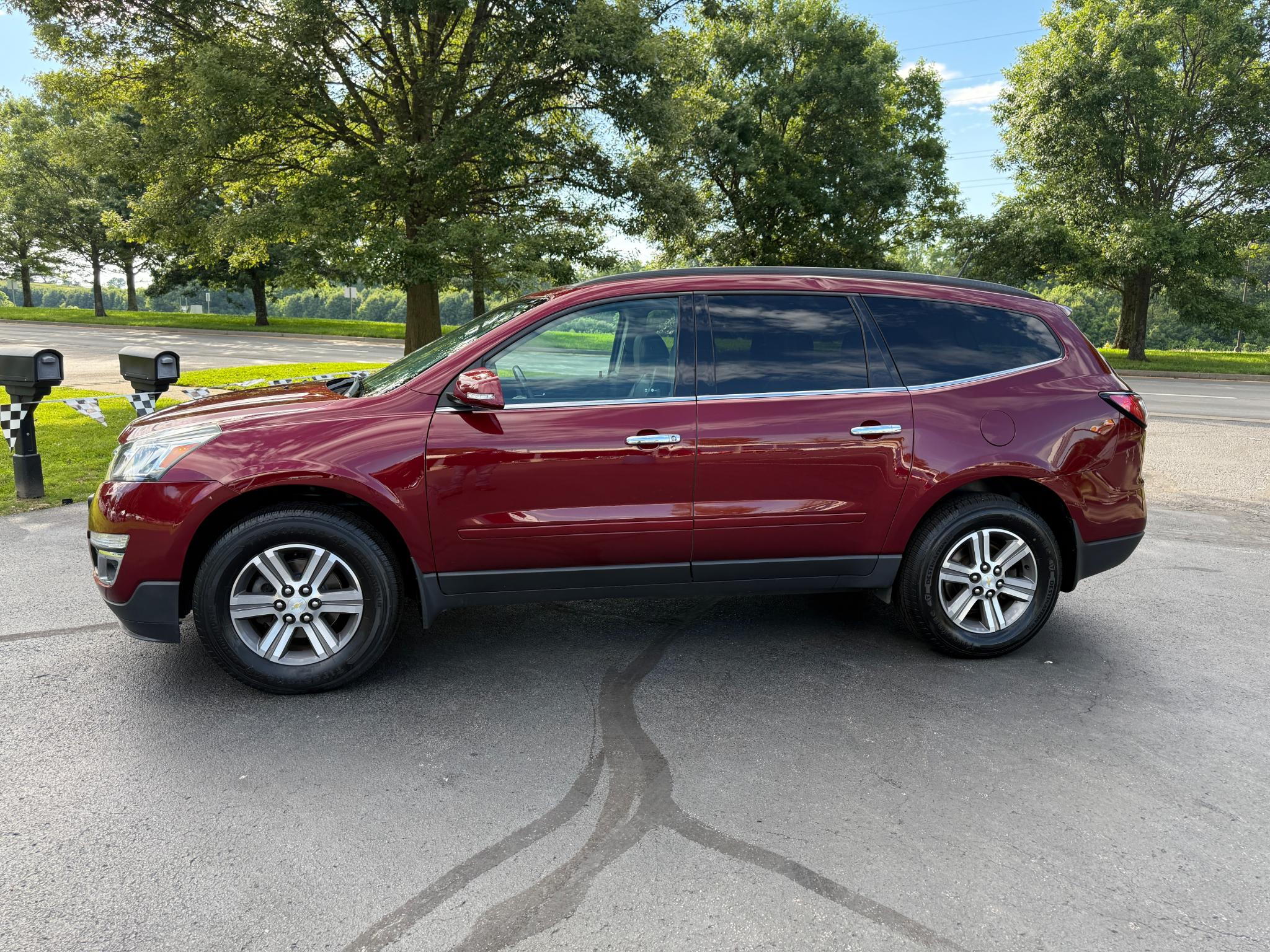 Chevrolet Traverse 2LT FWD 2017