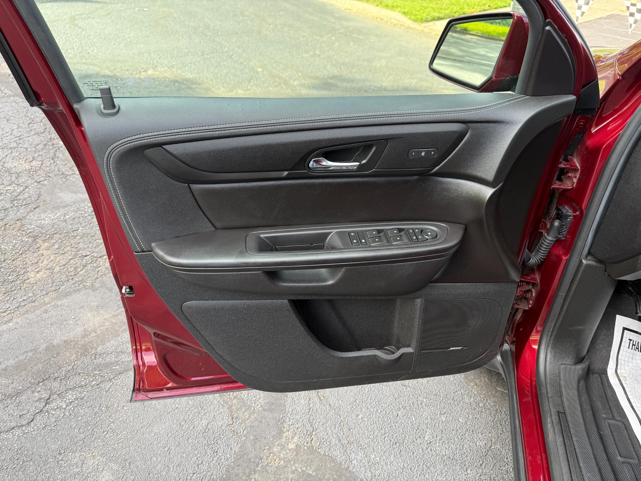 Chevrolet Traverse 2LT FWD 2017