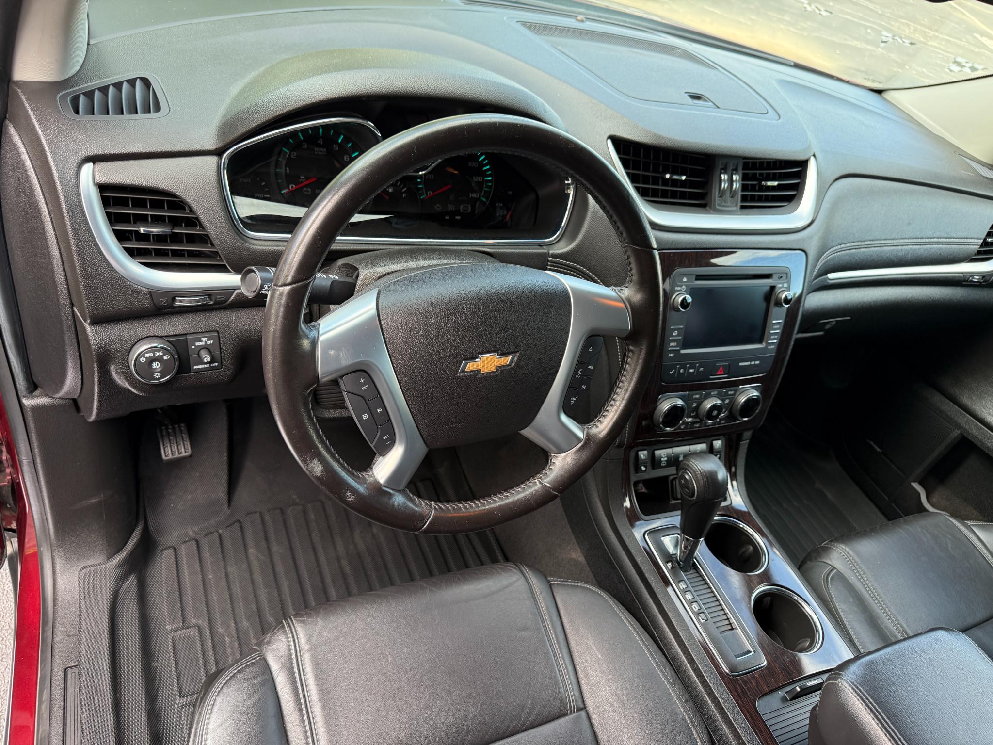 Chevrolet Traverse 2LT FWD 2017