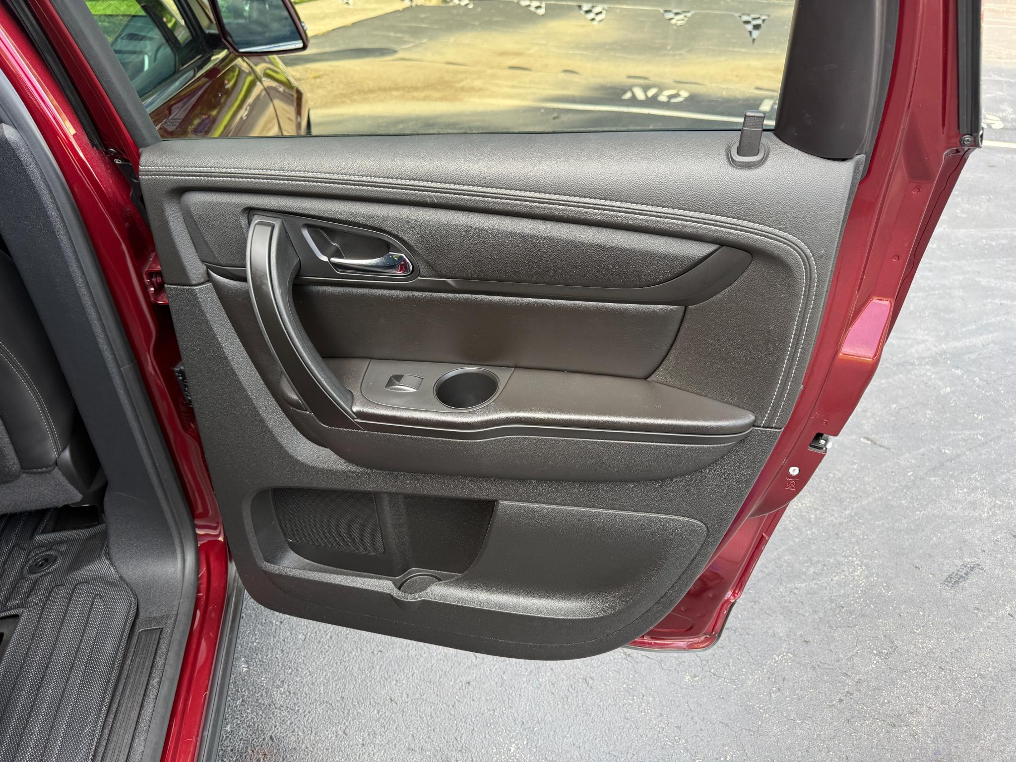 Chevrolet Traverse 2LT FWD 2017