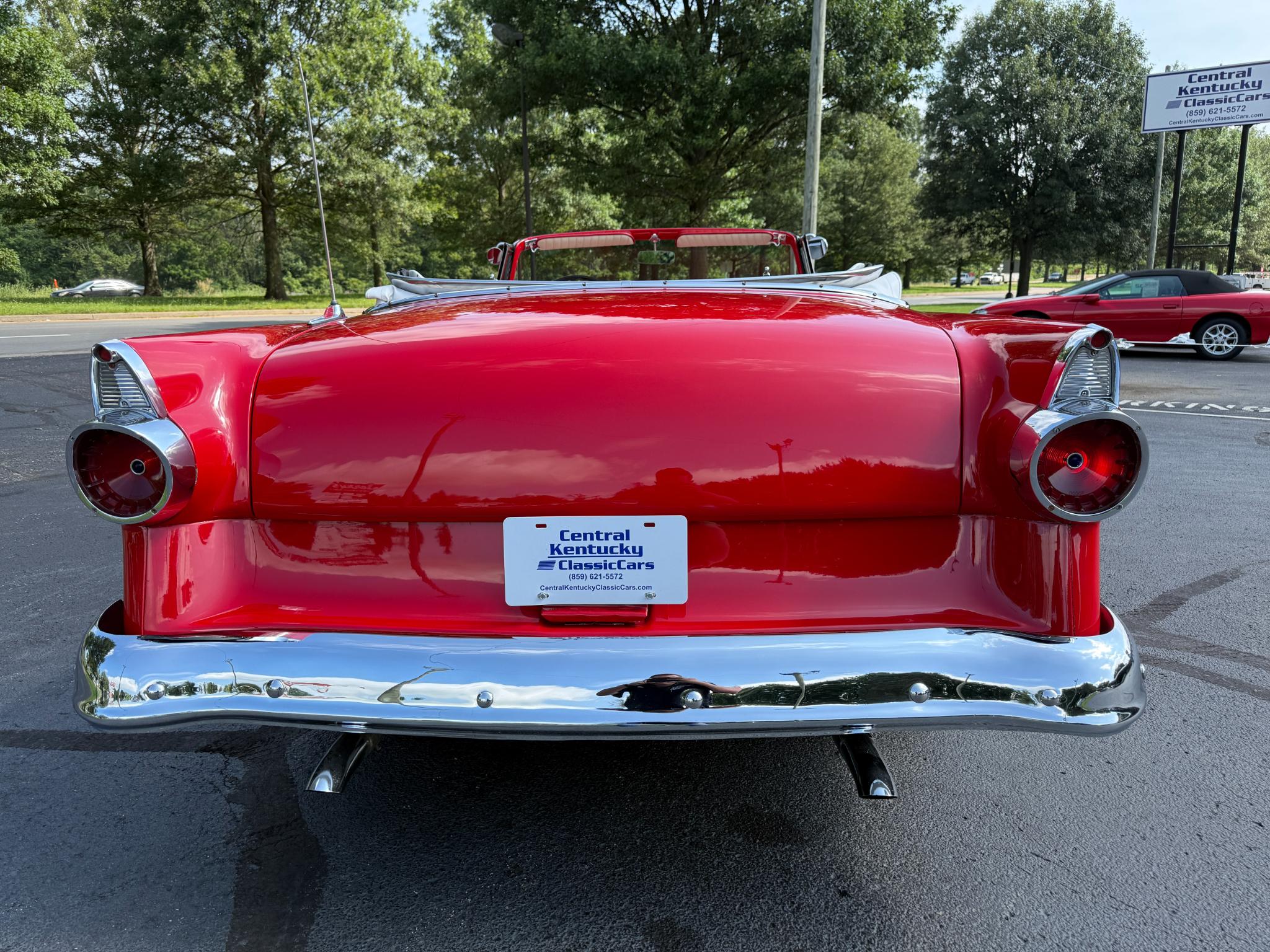 Ford Fairlane Sunliner Convertible  1956