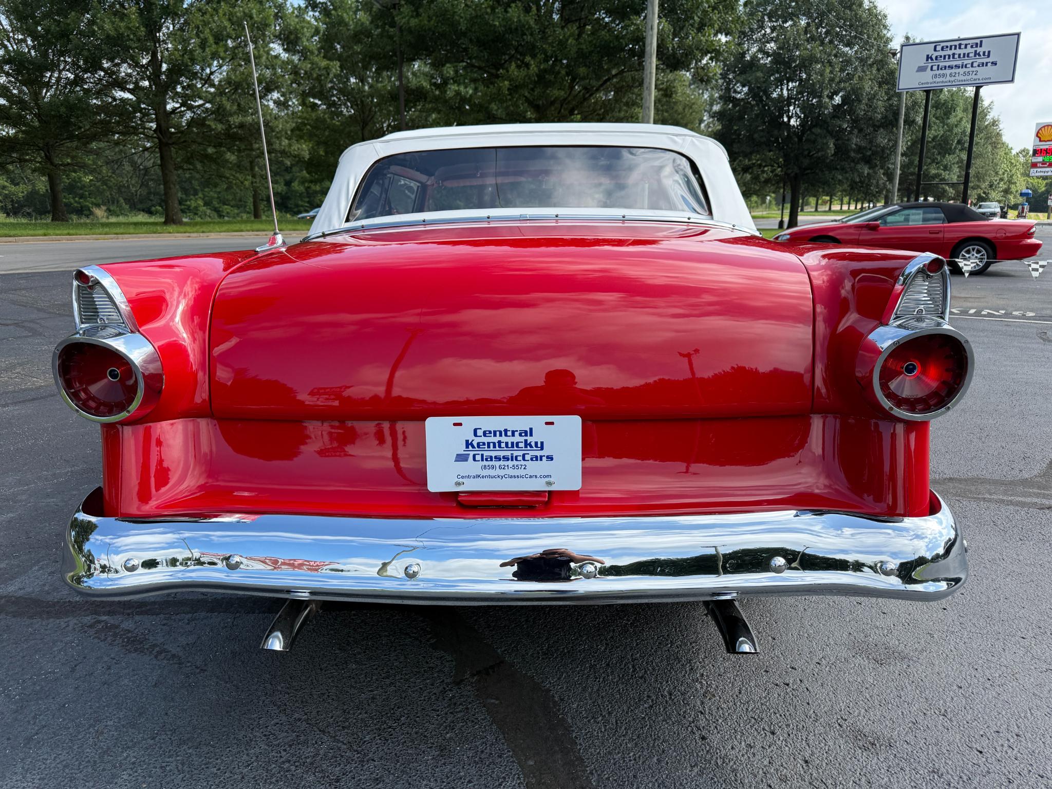 Ford Fairlane Sunliner Convertible  1956