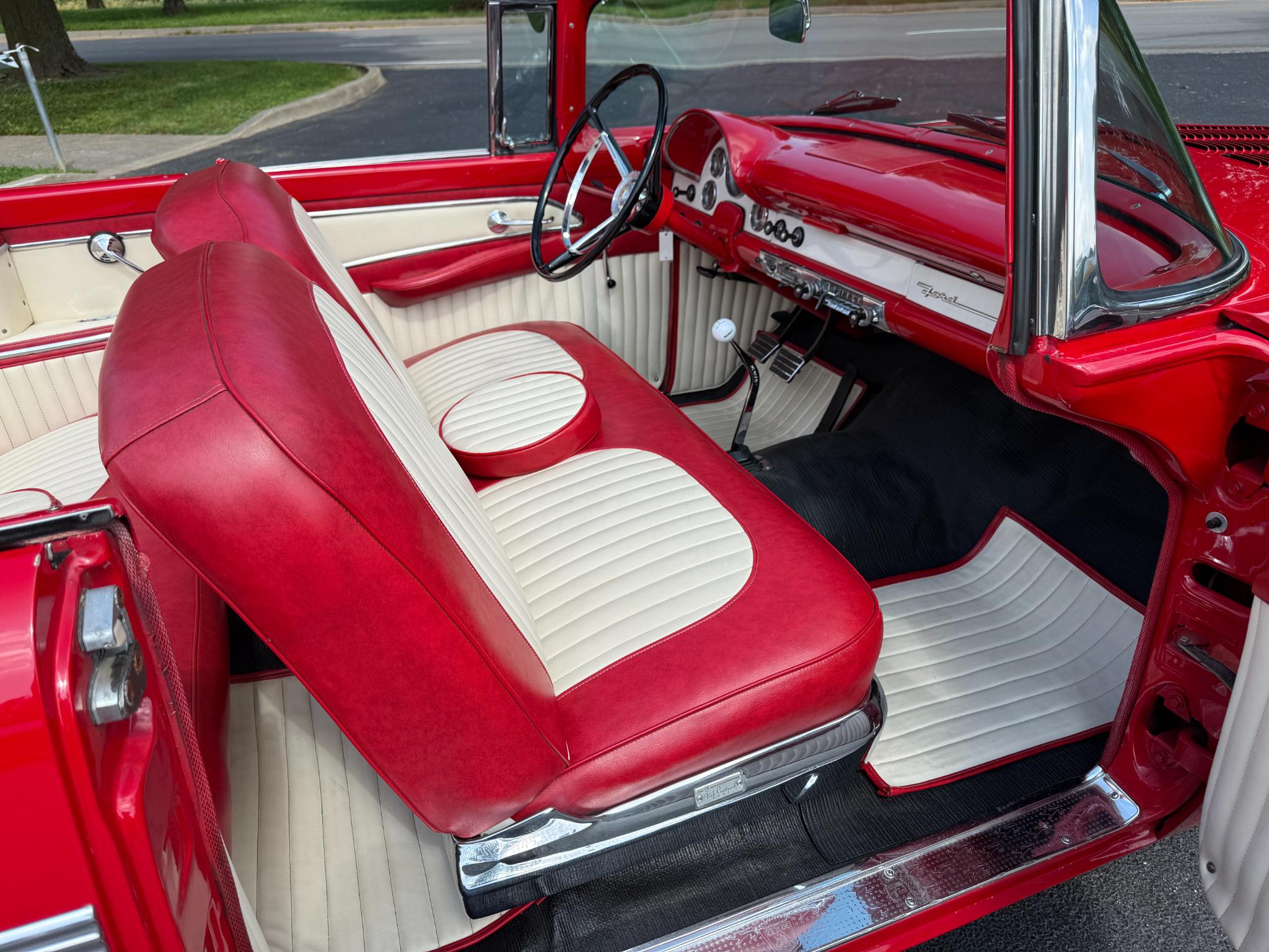 Ford Fairlane Sunliner Convertible  1956