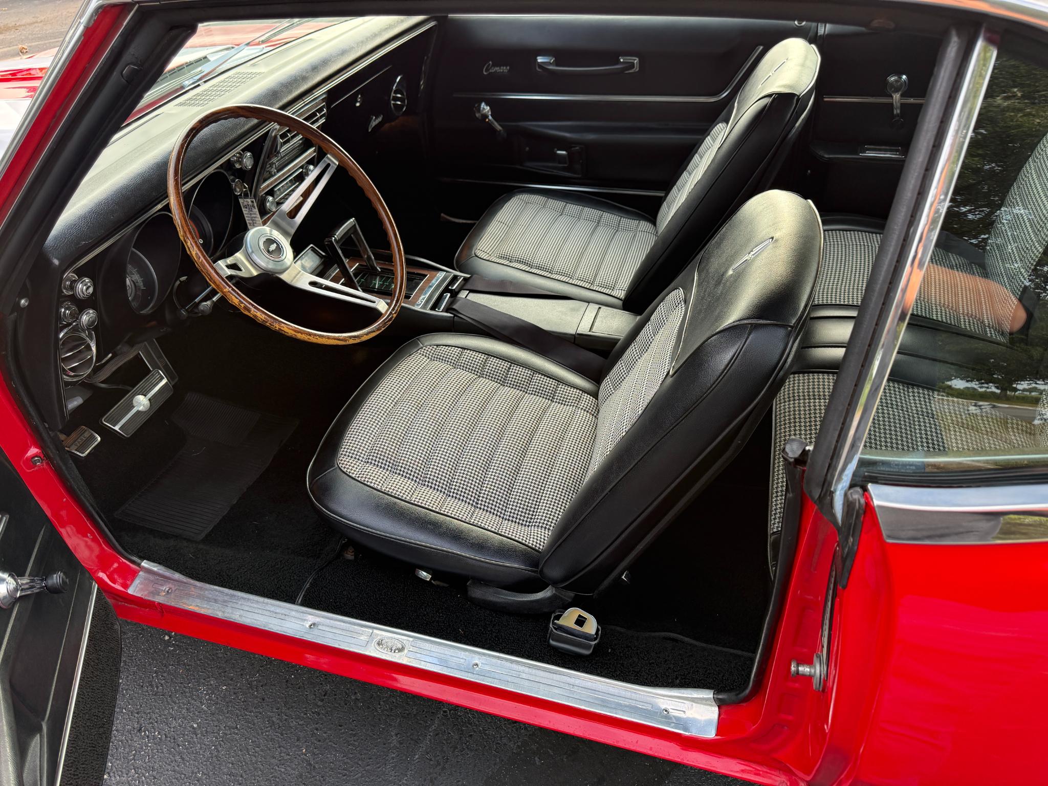 Chevrolet Camaro RS SS   1968